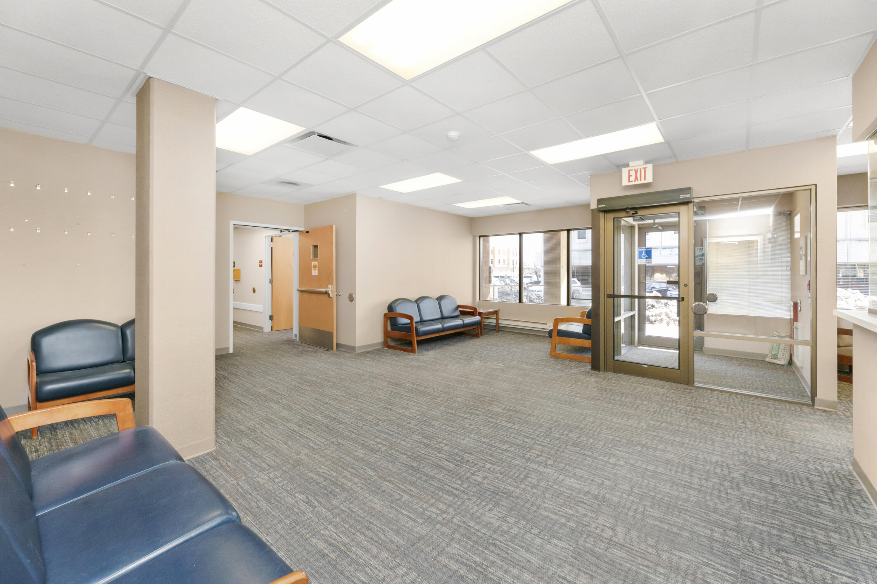 44 4 Street S Property Photo 3