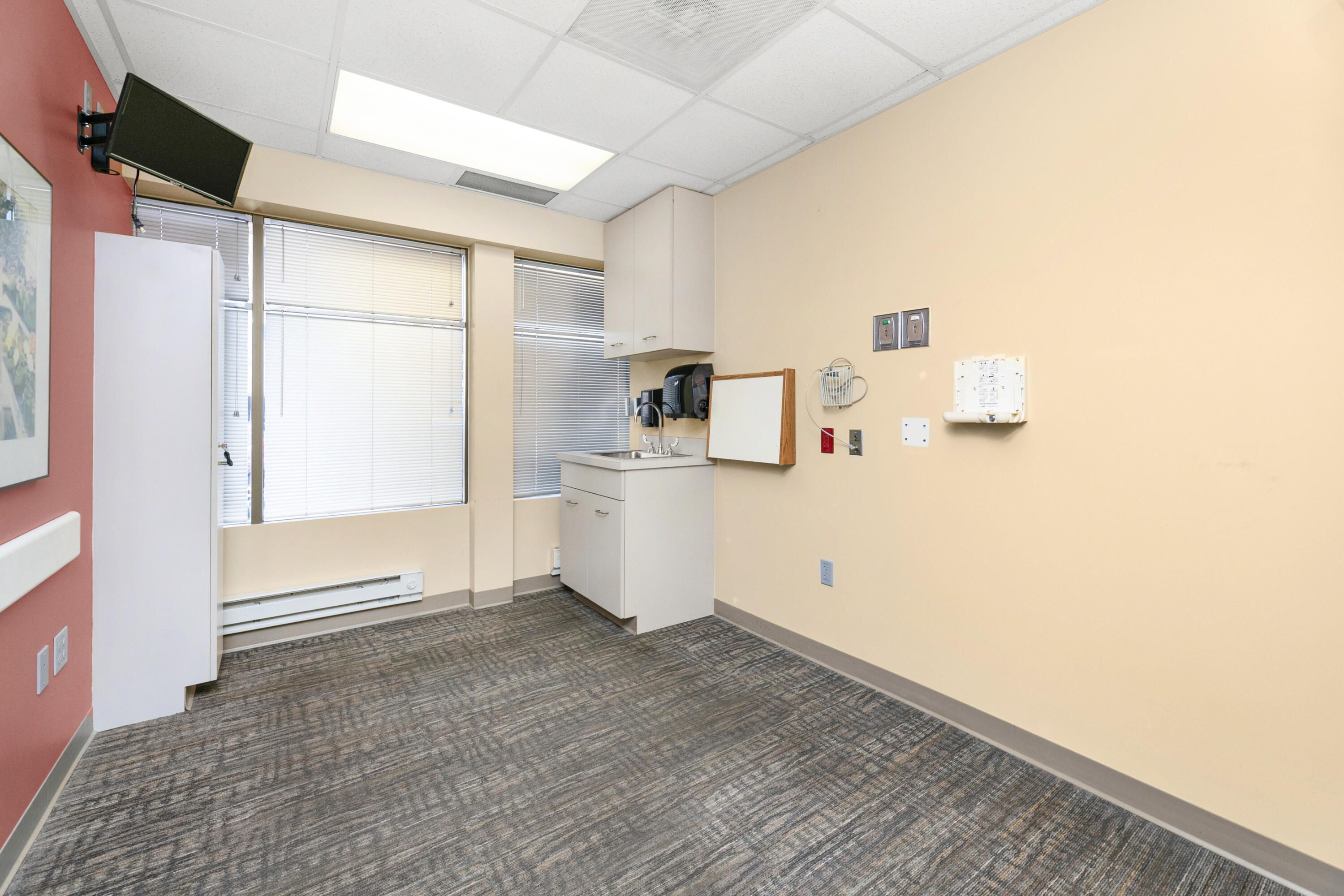 44 4 Street S Property Photo 29