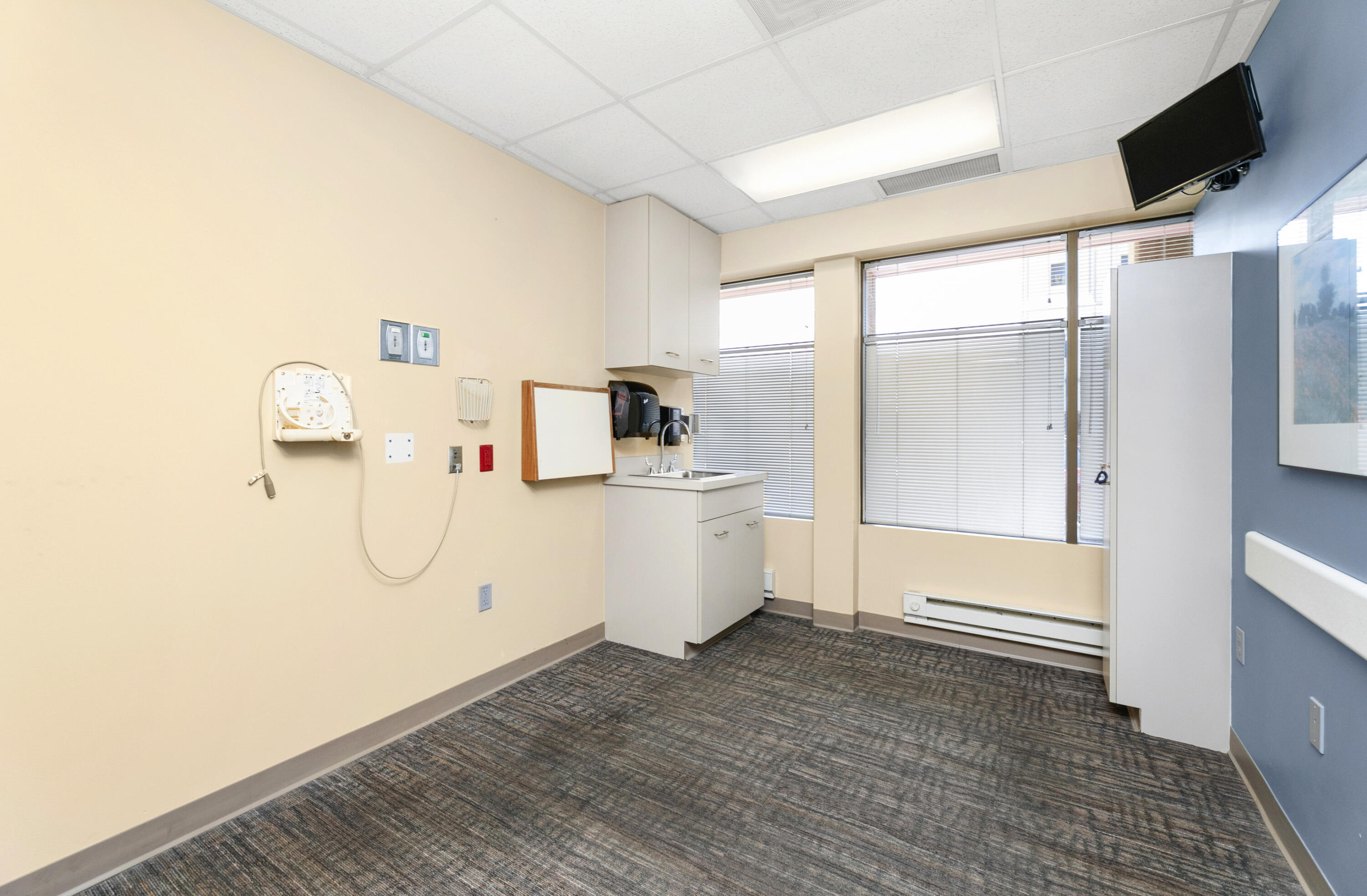 44 4 Street S Property Photo 30