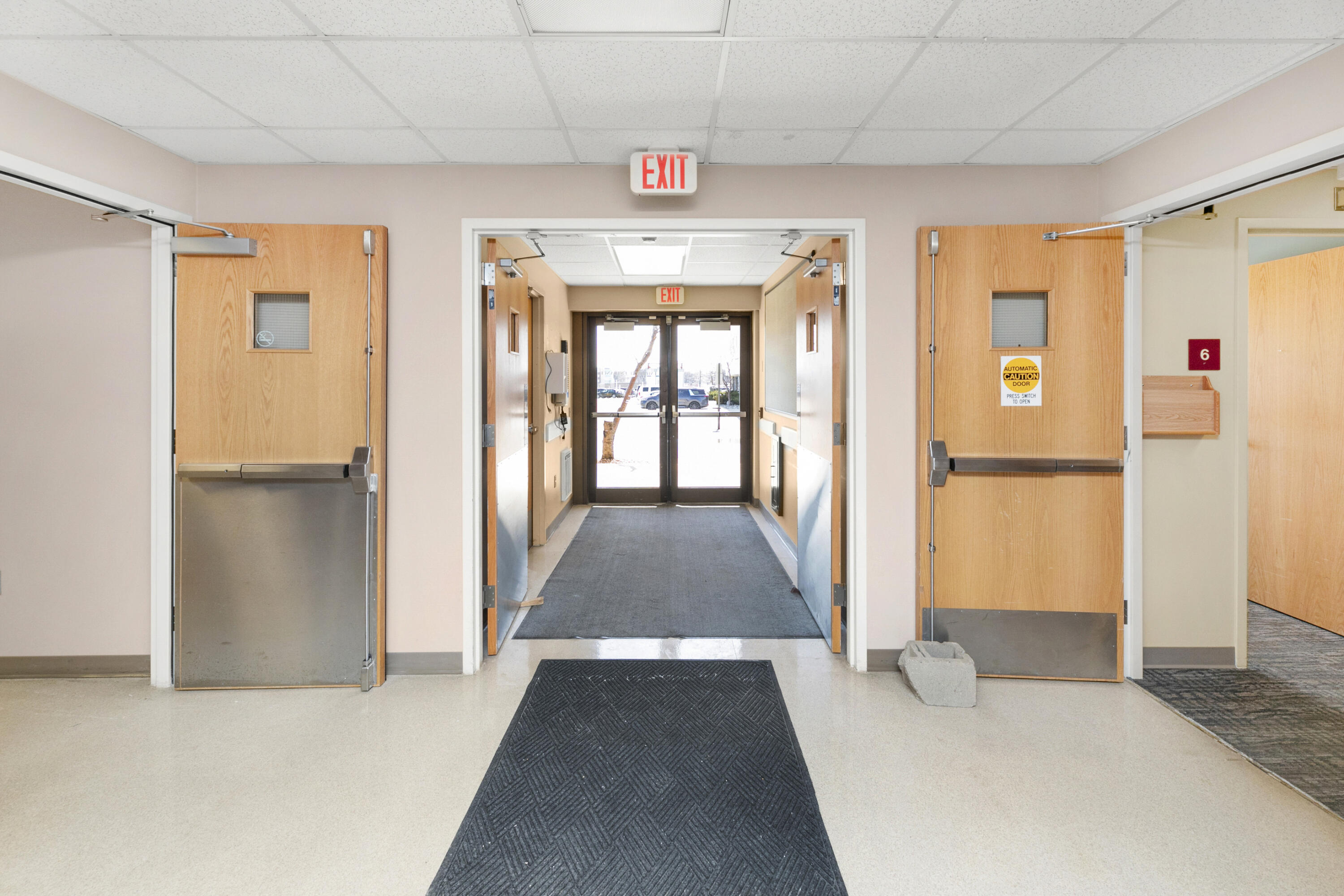 44 4 Street S Property Photo 34