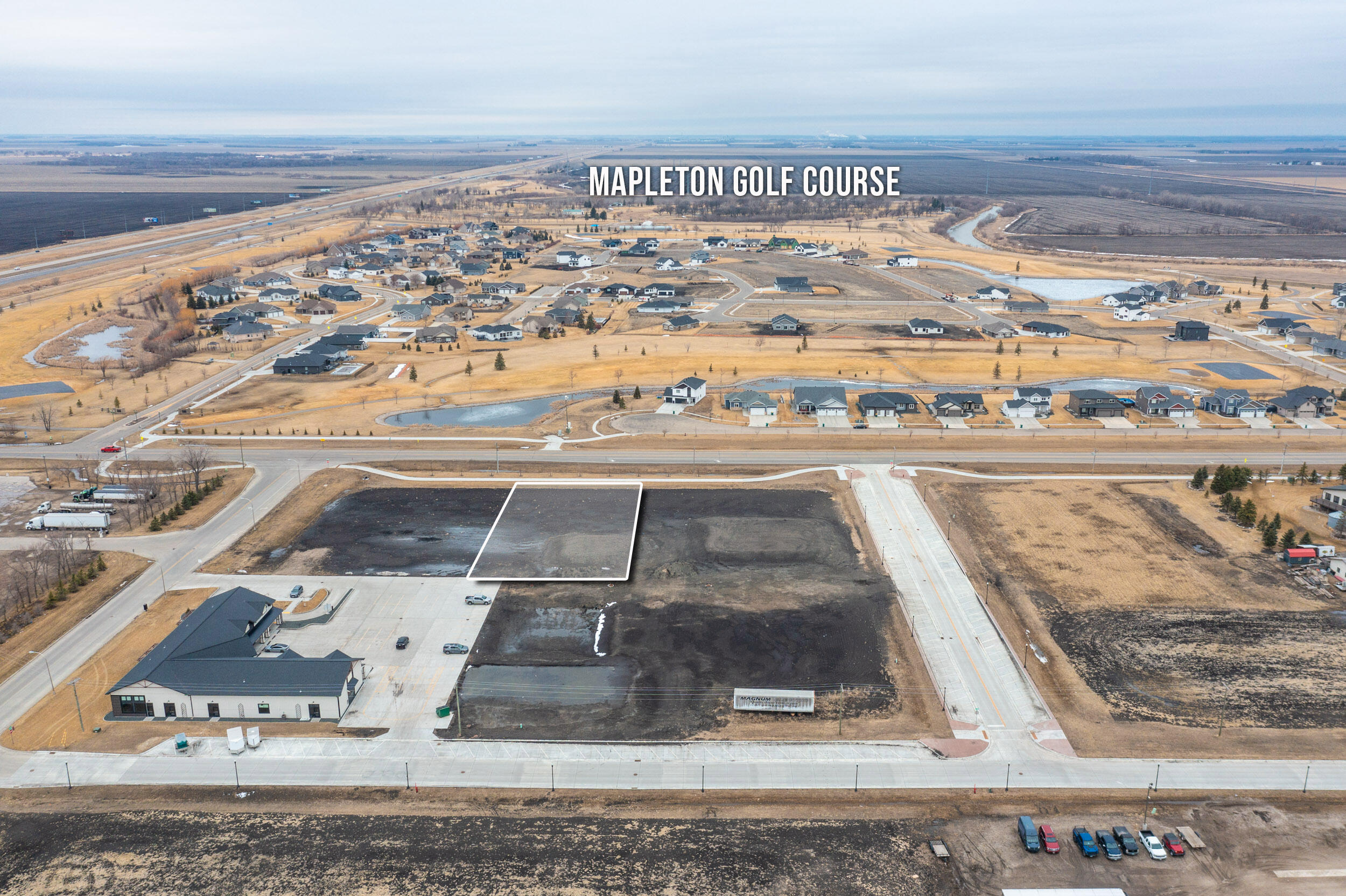 652 Falcon Street Property Photo 1