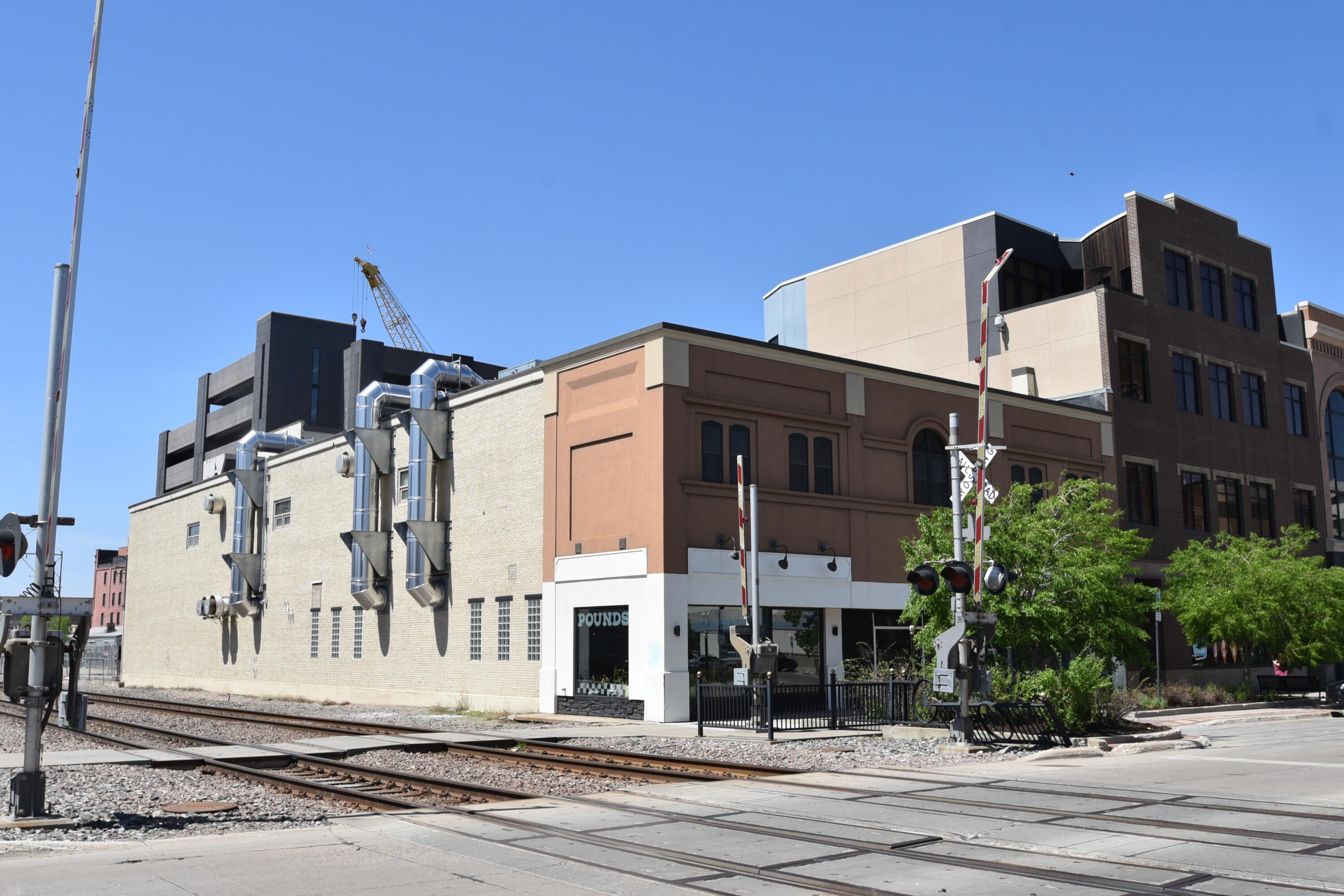 6 N Broadway Drive Property Photo 2