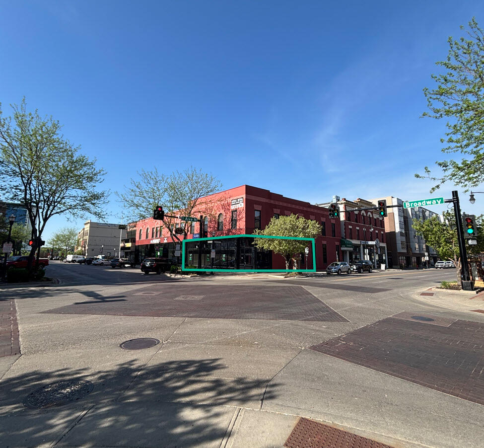 74 Broadway N Property Photo 1