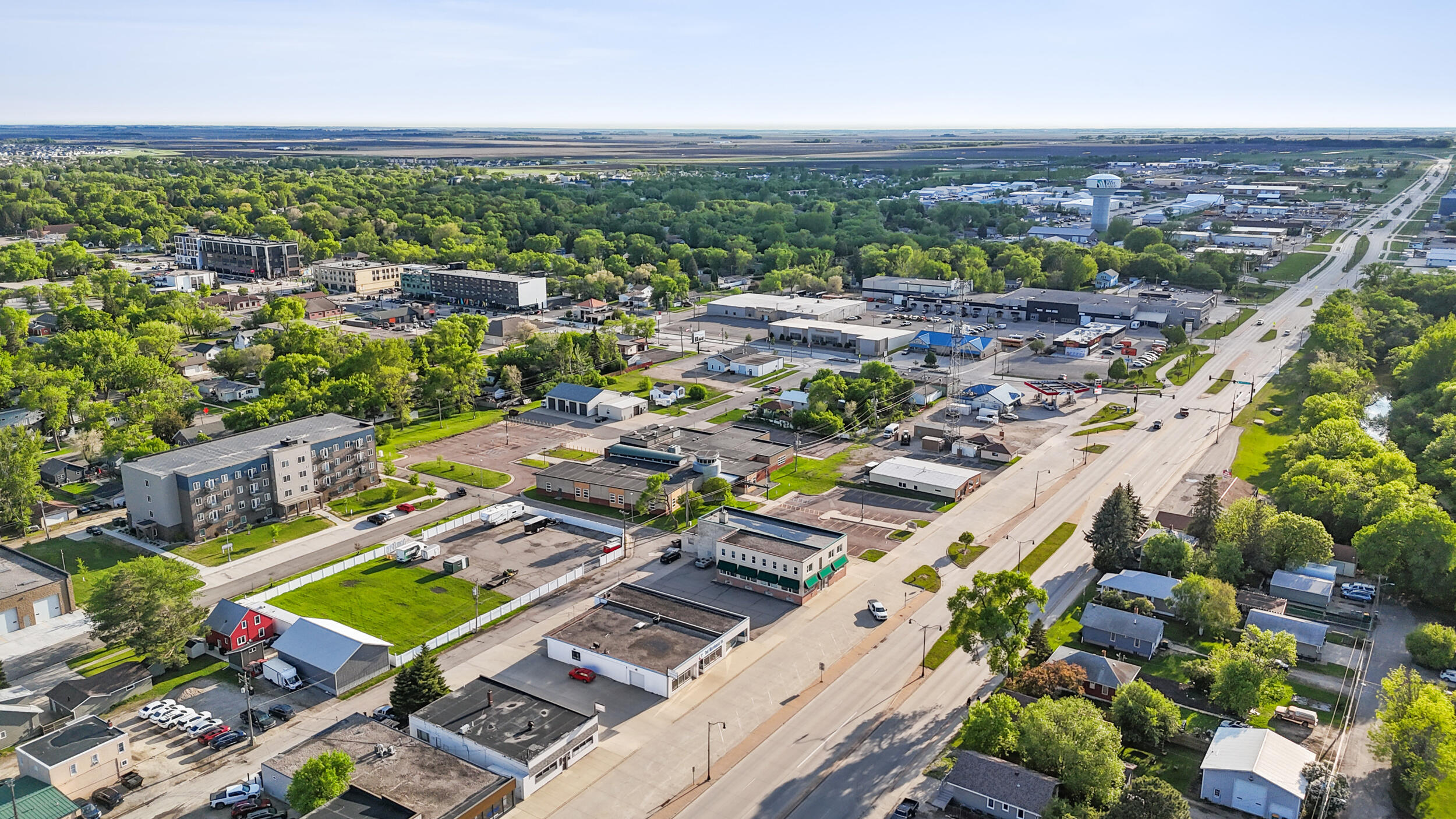 128 1st Avenue W Property Photo 3