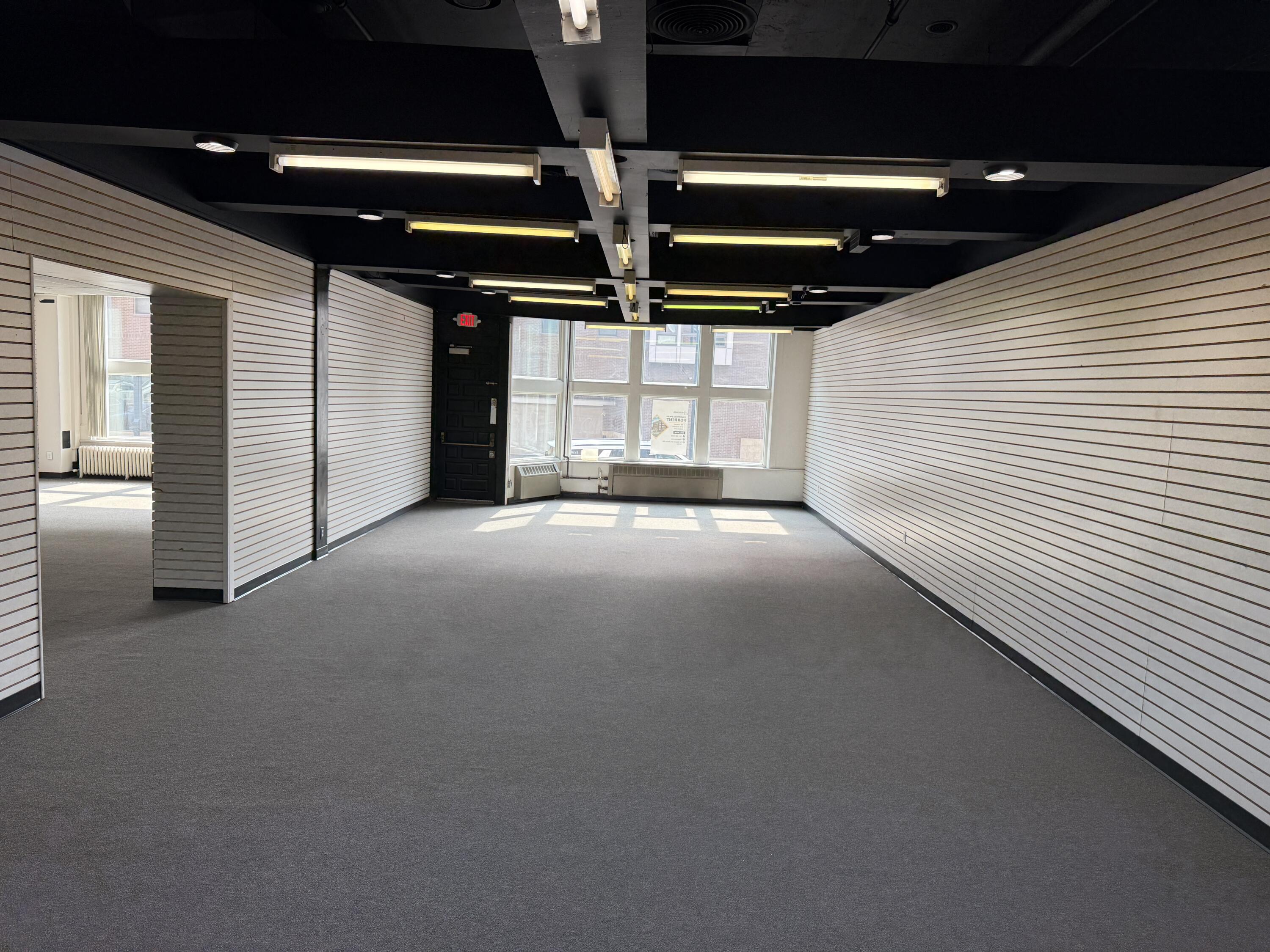 26 Roberts Street N Property Photo 3