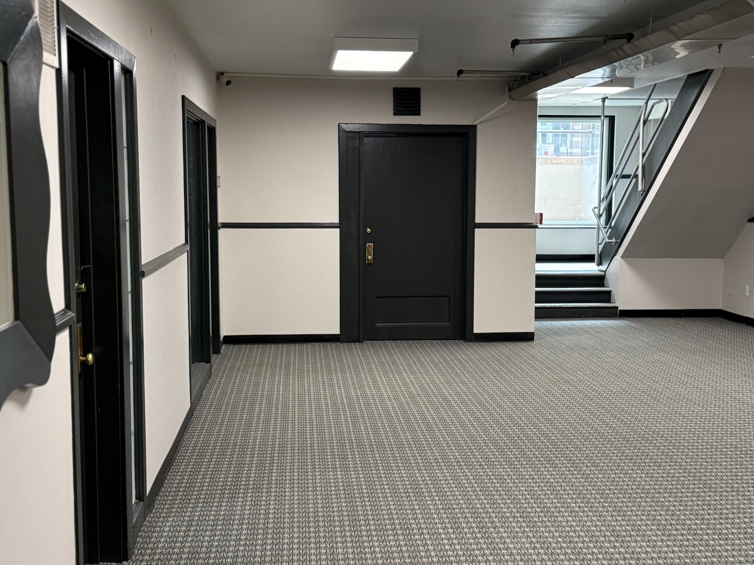 26 Roberts Street N Property Photo 11