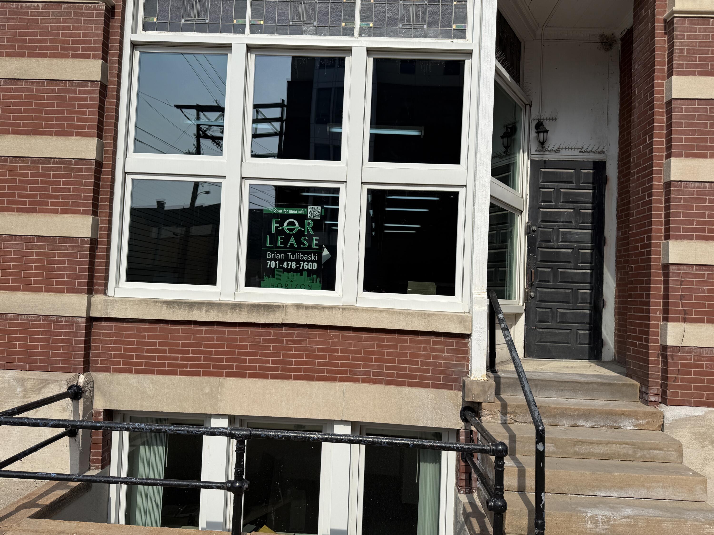 26 Roberts Street N Property Photo 20