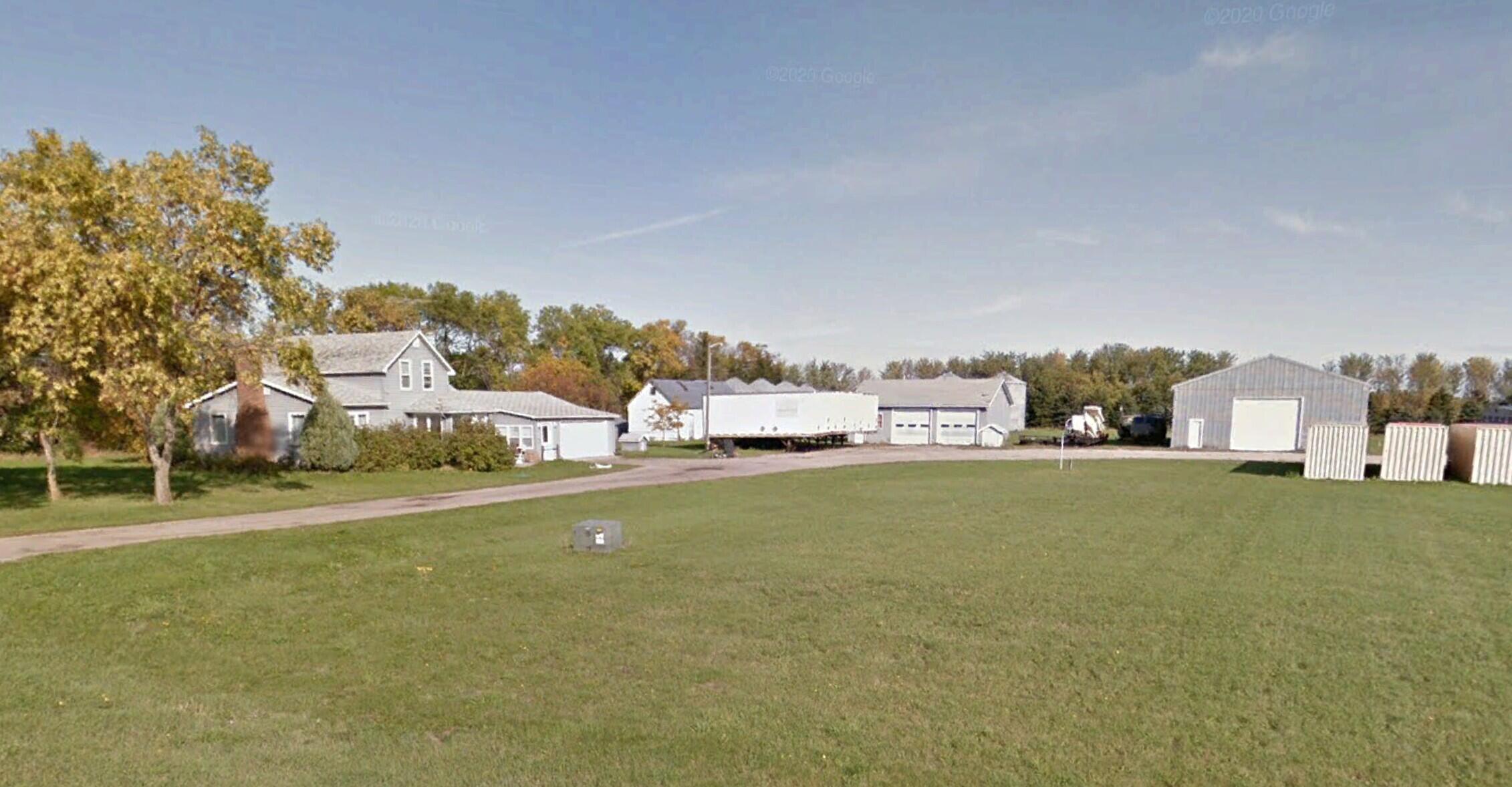 3910 25th Street N Property Photo 8