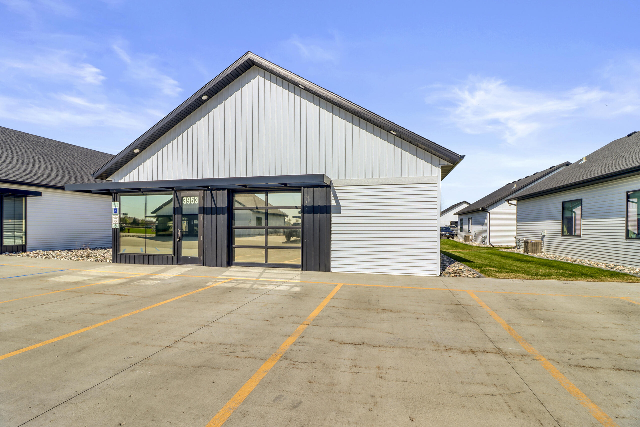 3953 4th Street E Property Photo 3