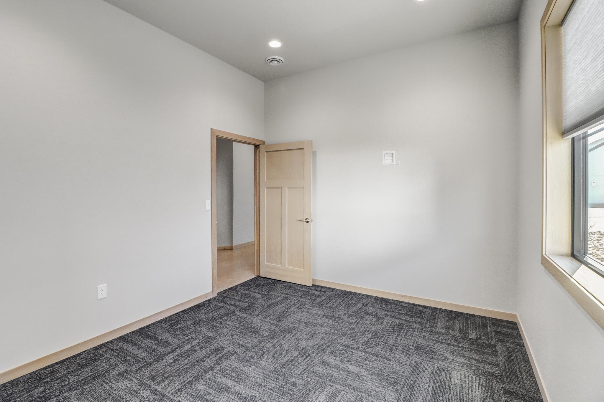 3953 4th Street E Property Photo 19