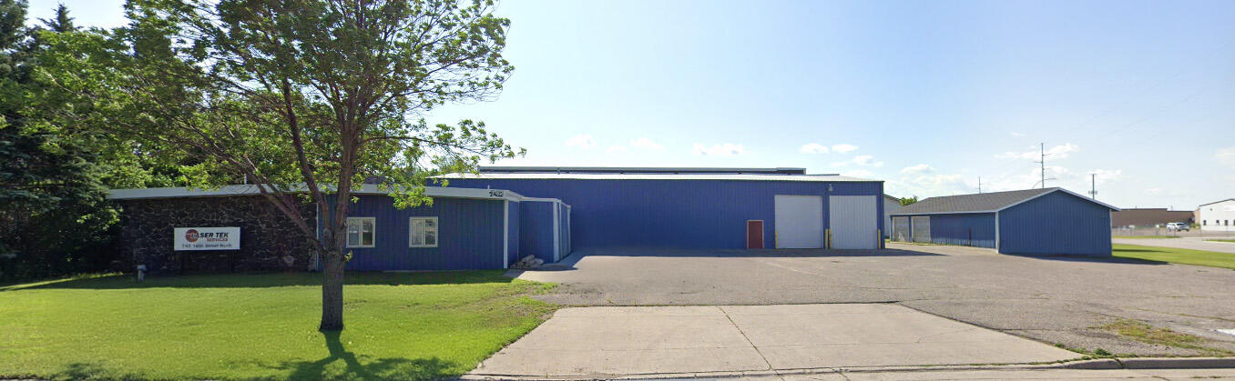 742 19th Street N Property Photo 2