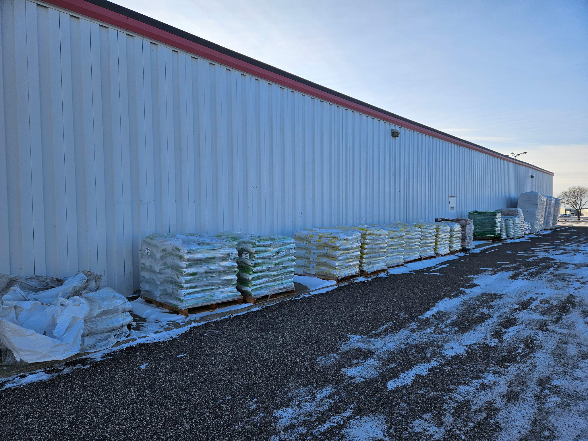 332 Highway 2 W Property Photo 2