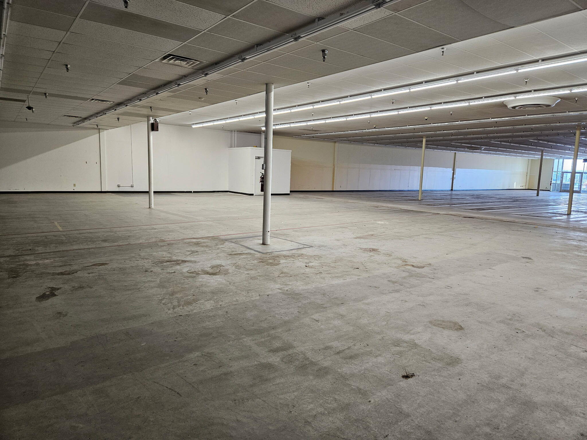 332 Highway 2 W Property Photo 10