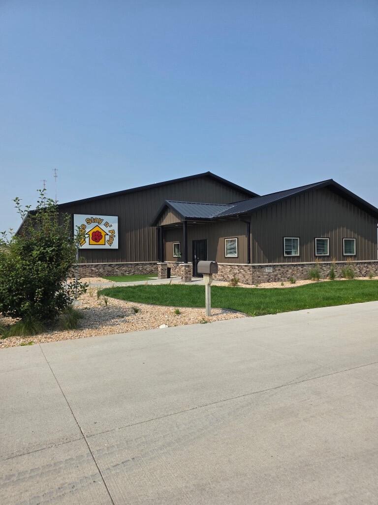 1601 Main Avenue Se Property Photo 2