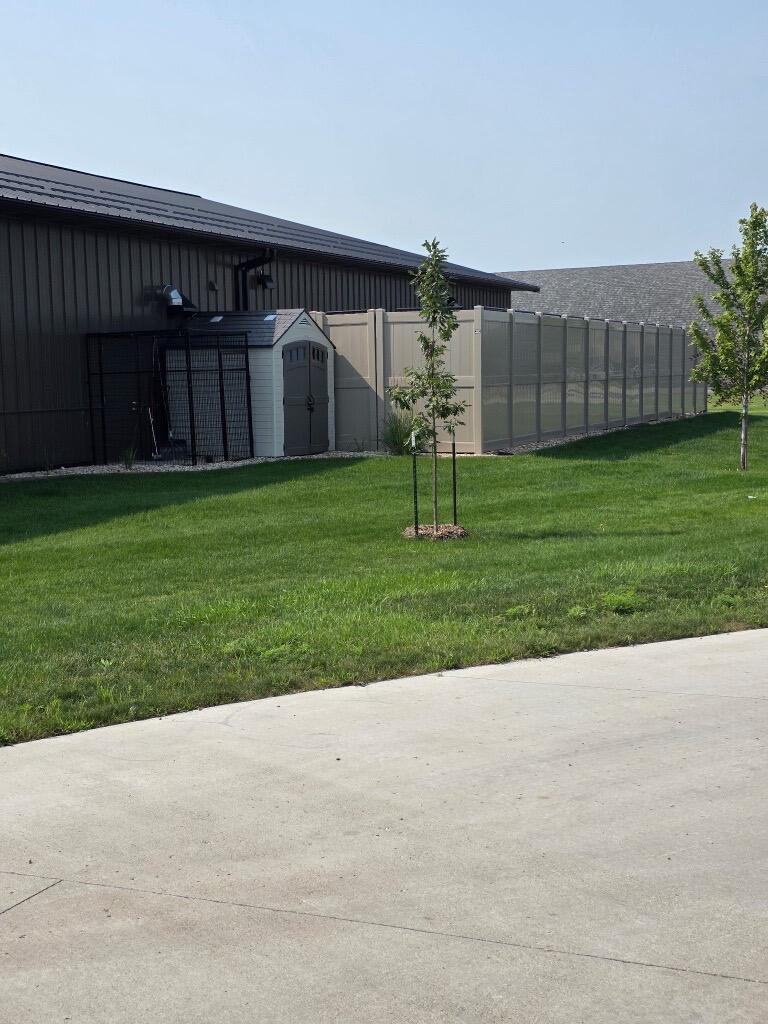 1601 Main Avenue Se Property Photo 5