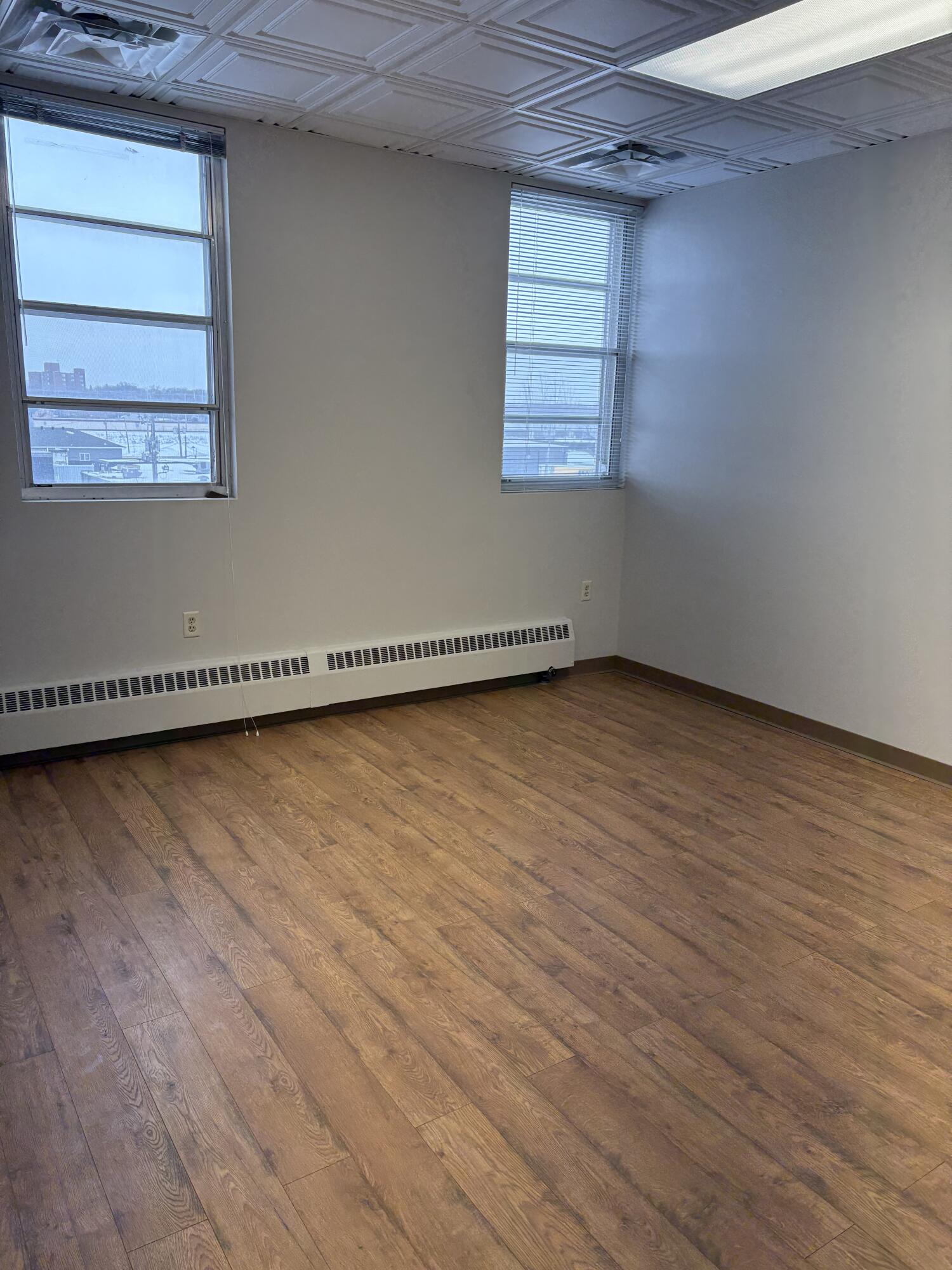 112 N University Drive Property Photo 2