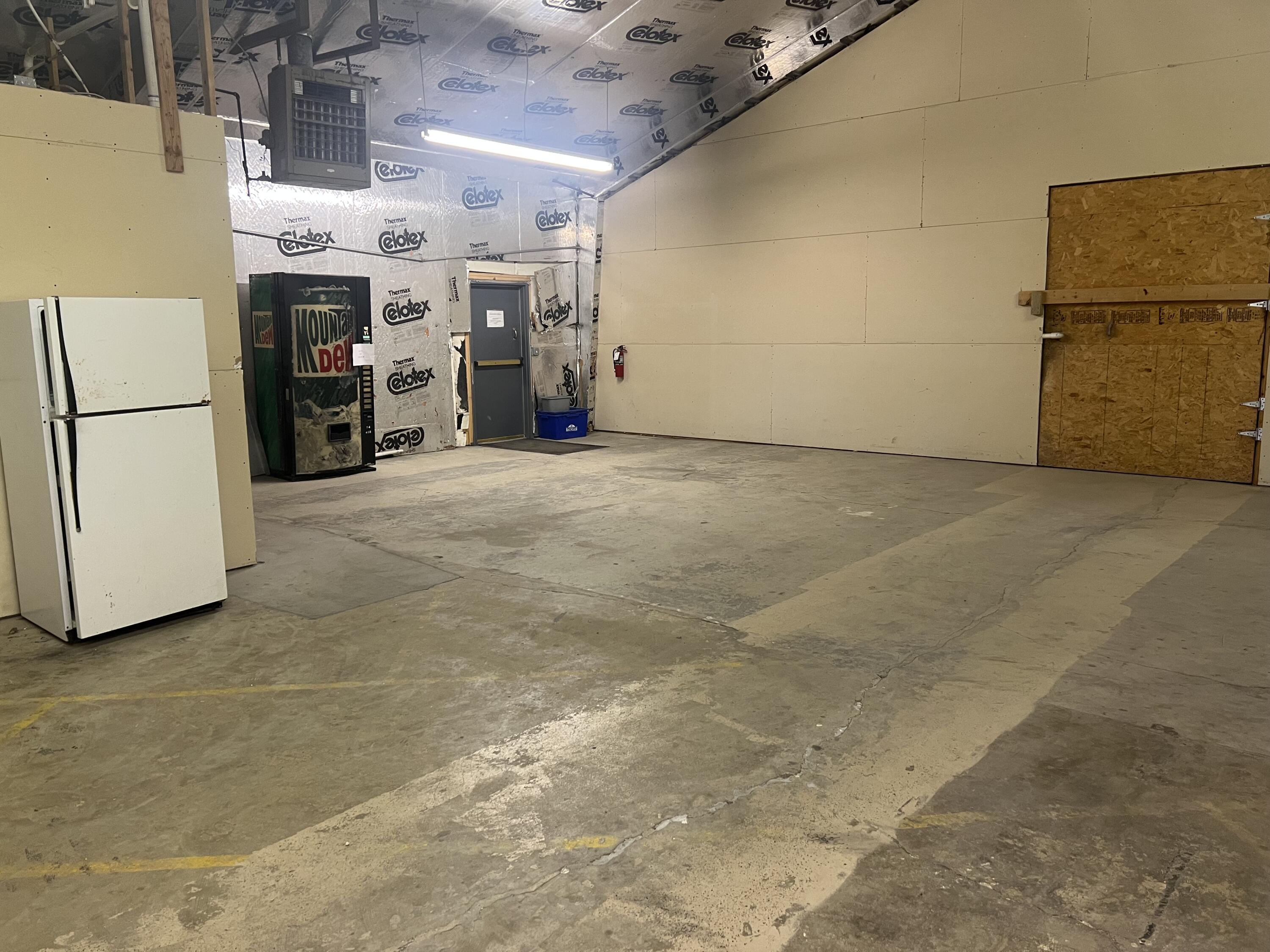 2714 Main Avenue Property Photo 16