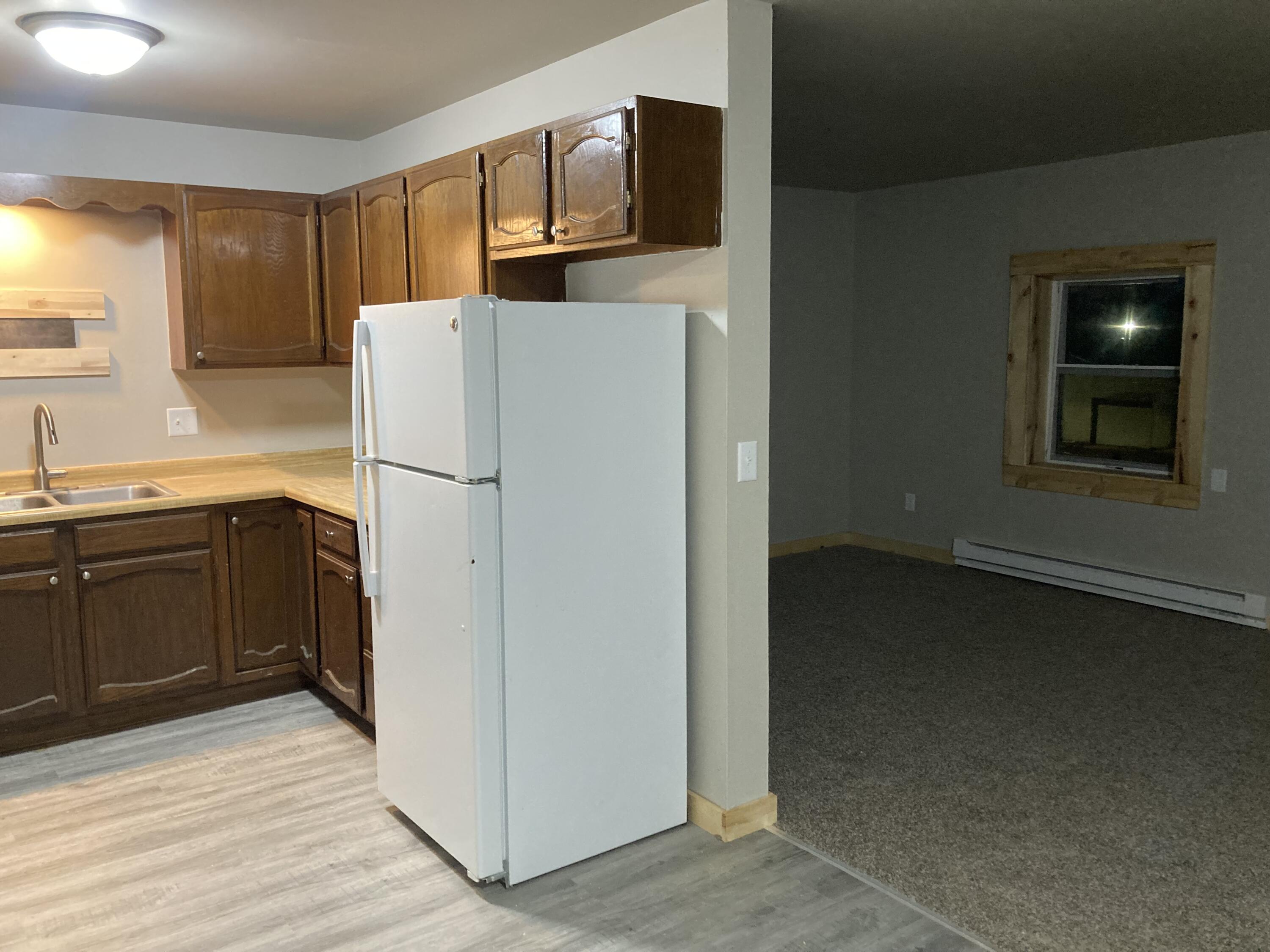 201 6 Street Property Photo 3