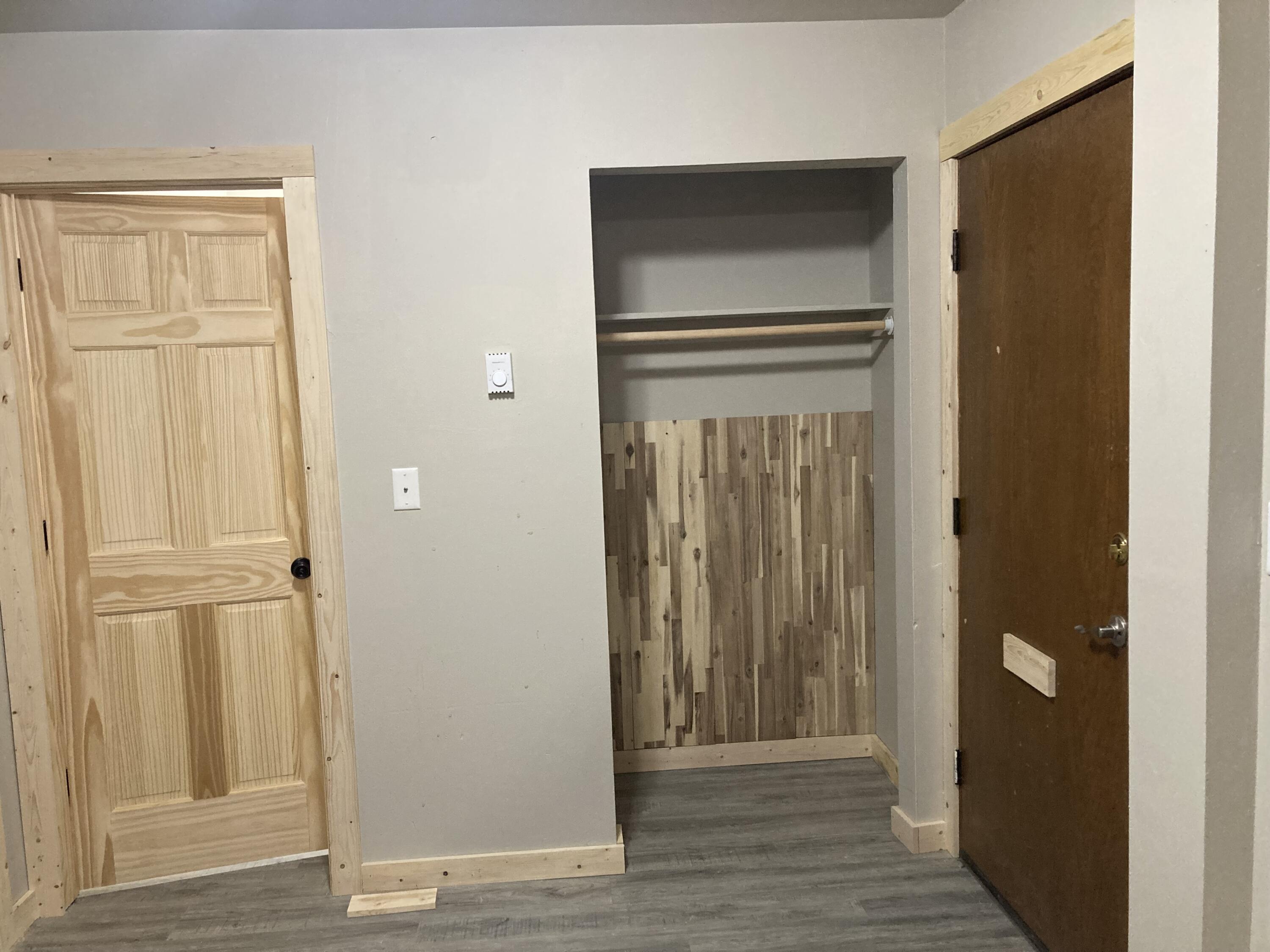 201 6 Street Property Photo 6