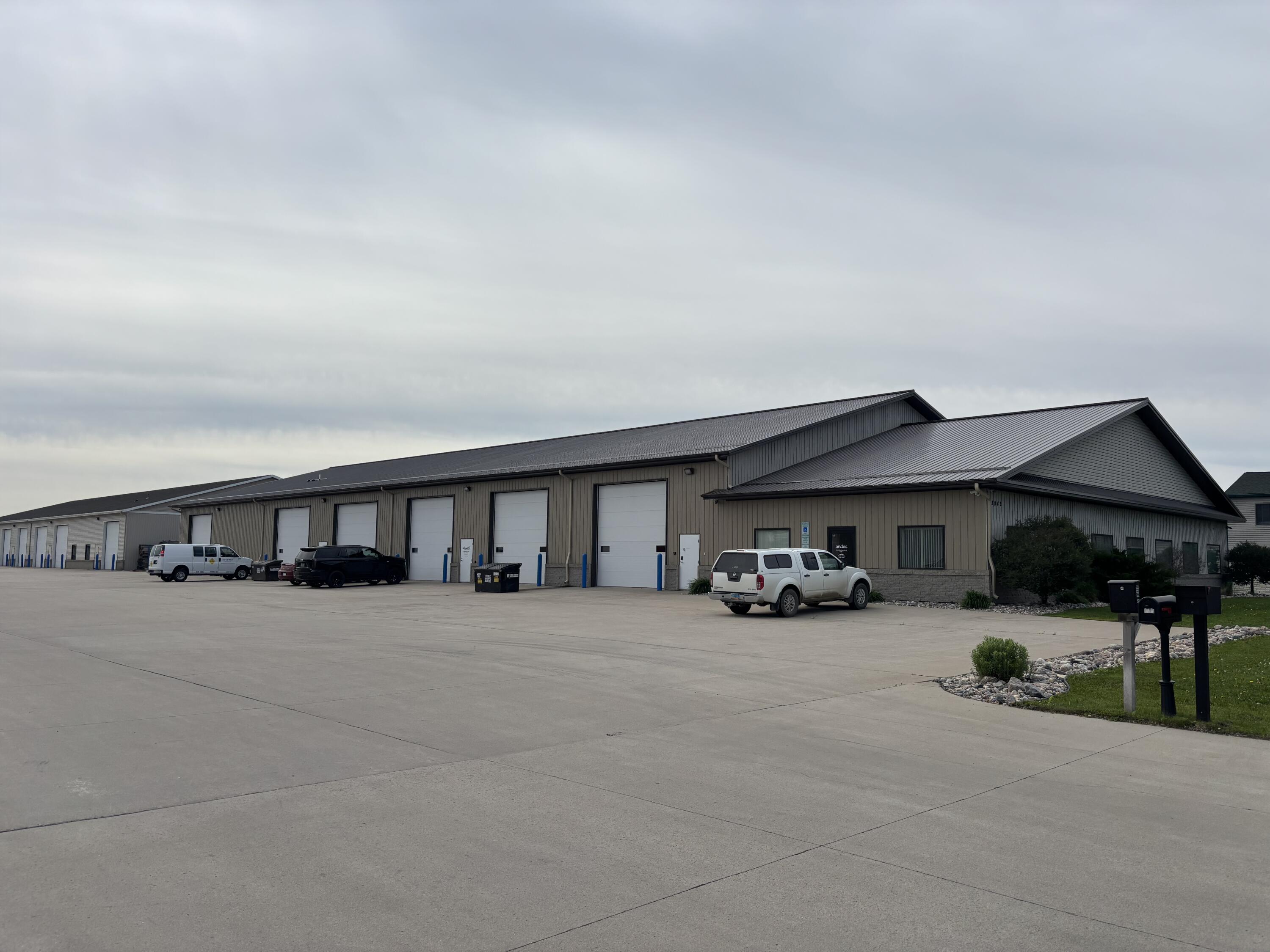 3042 39th Street S Property Photo 2