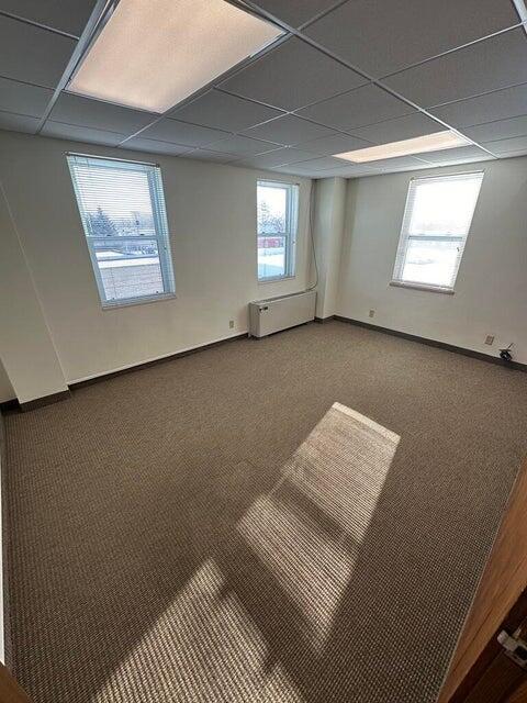 133 Main Avenue W Property Photo 5