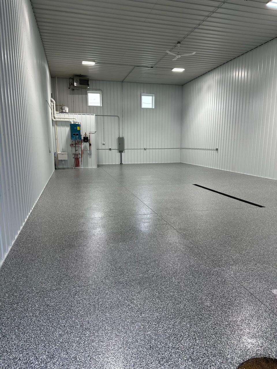 1301 Main Avenue Se Property Photo 4