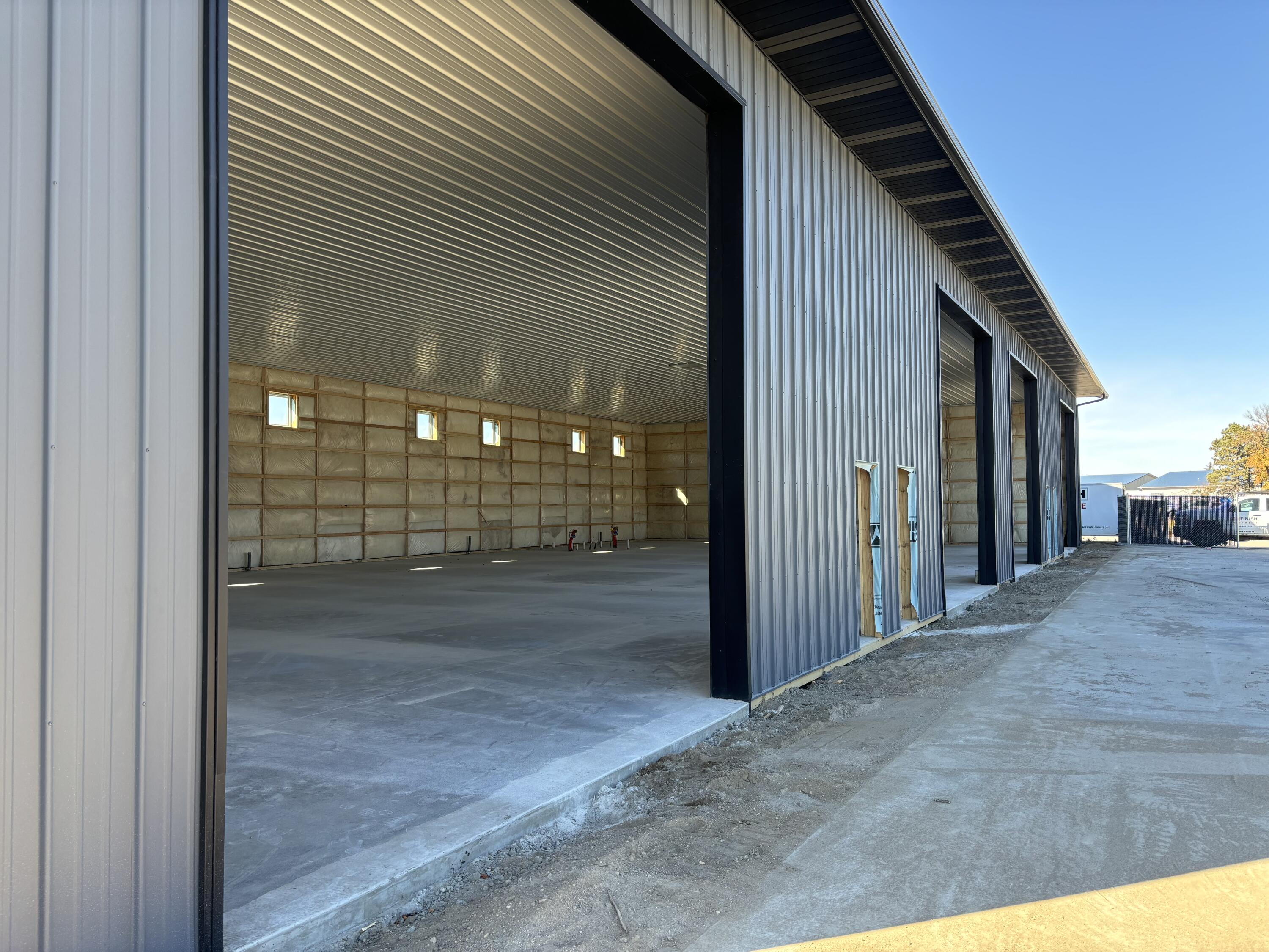 1301 Main Avenue Se Property Photo 5