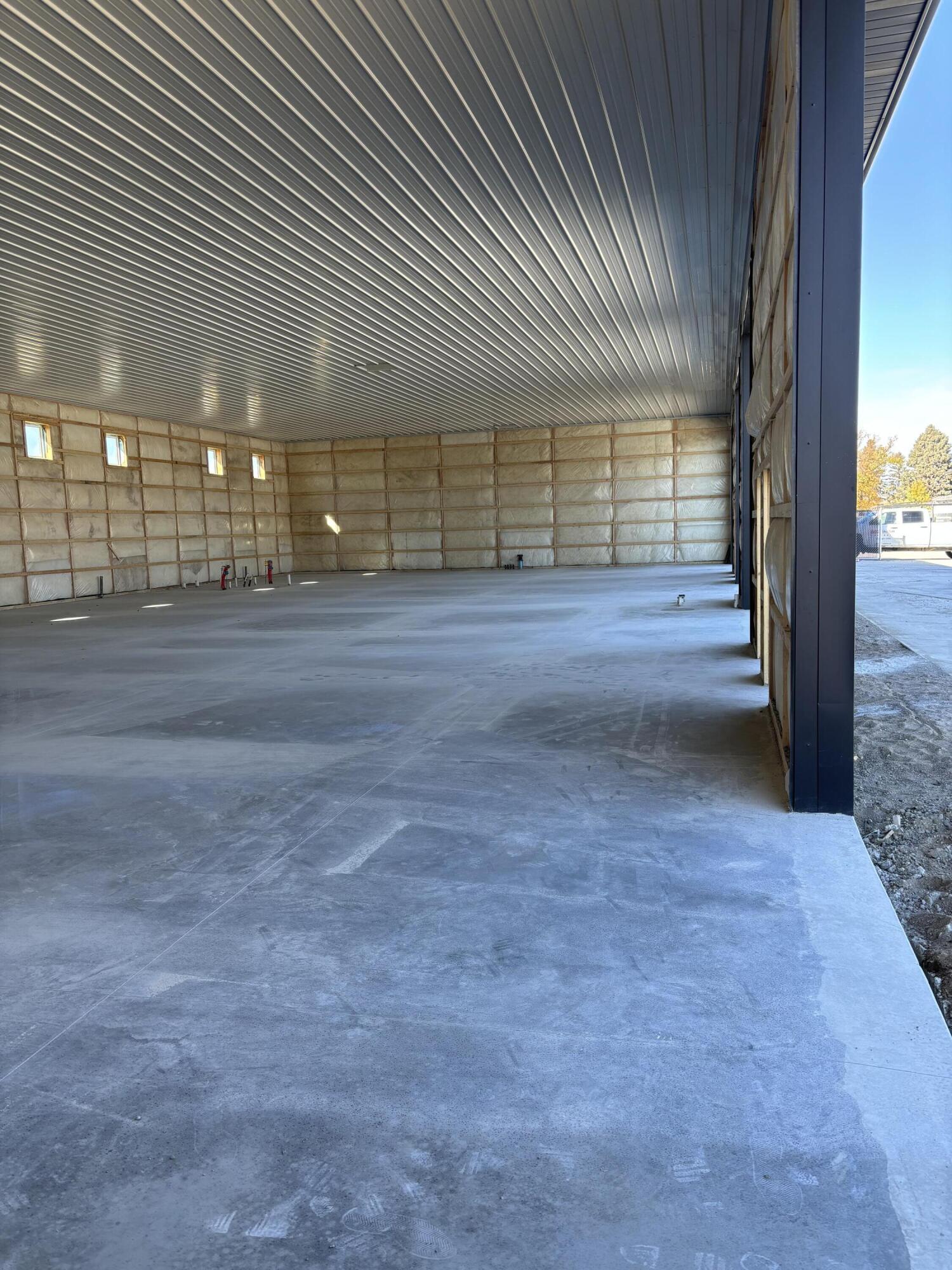 1301 Main Avenue Se Property Photo 6