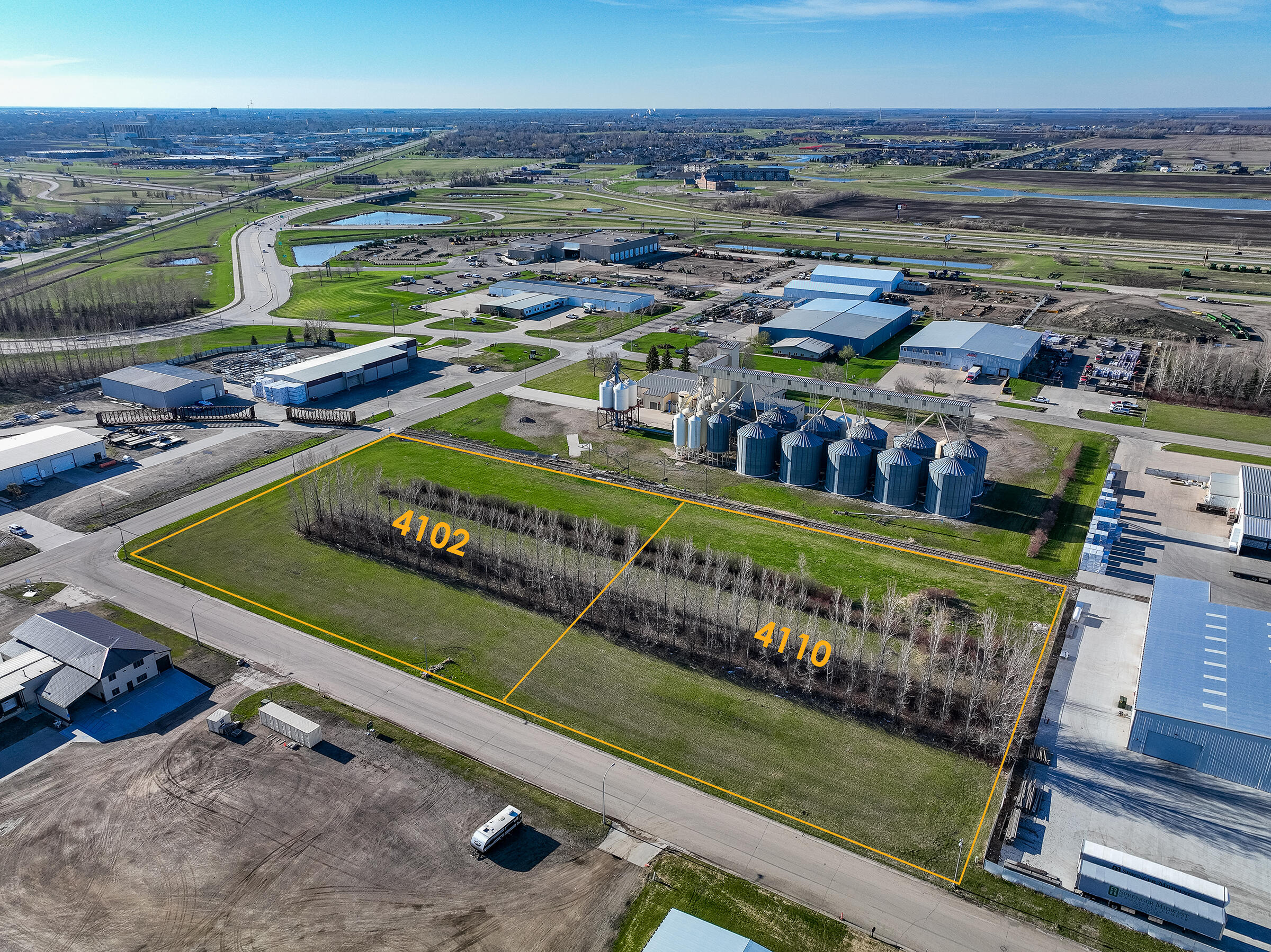 4102 32nd Avenue S Property Photo 1