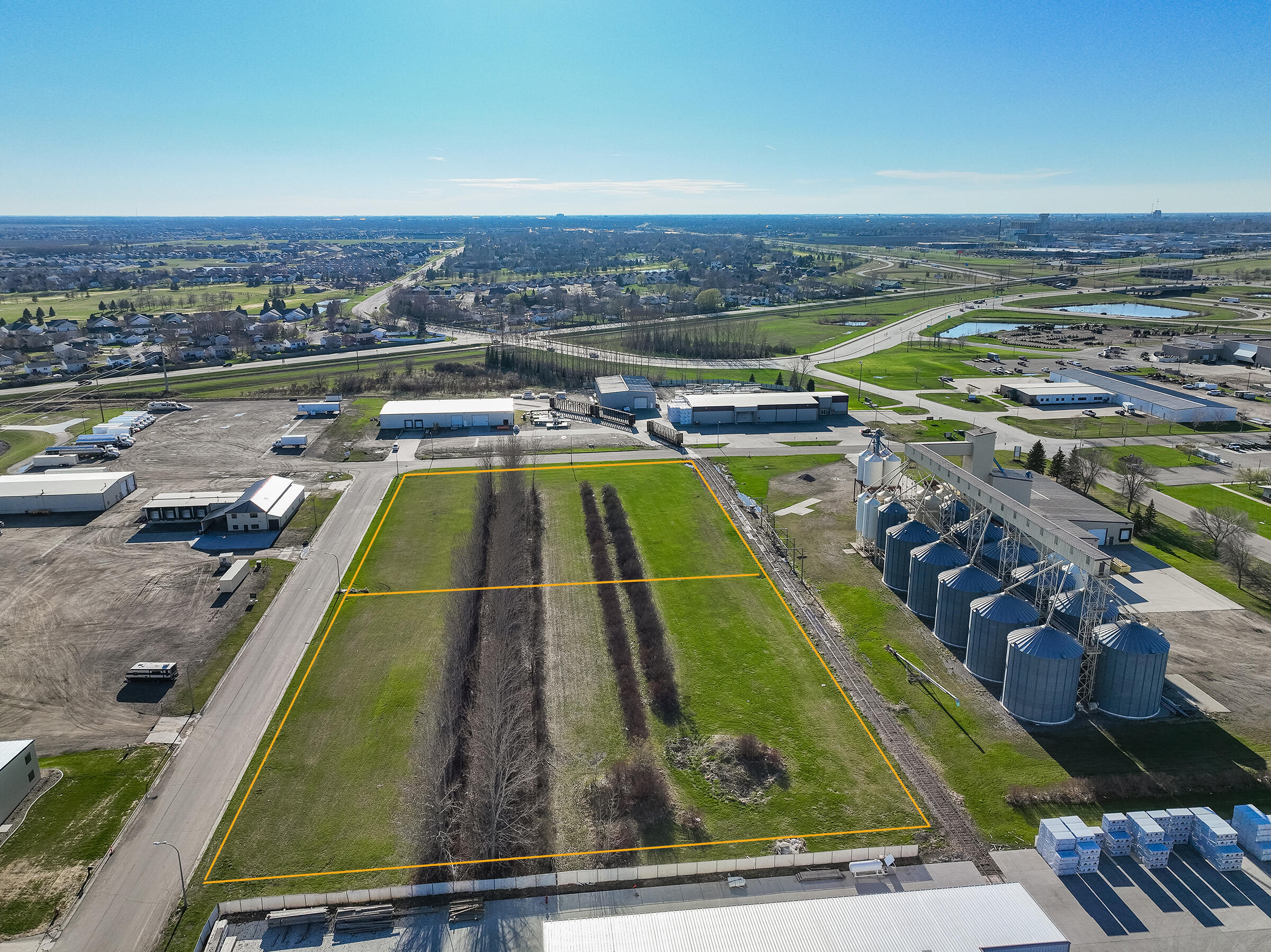 4110 32nd Avenue S Property Photo 3