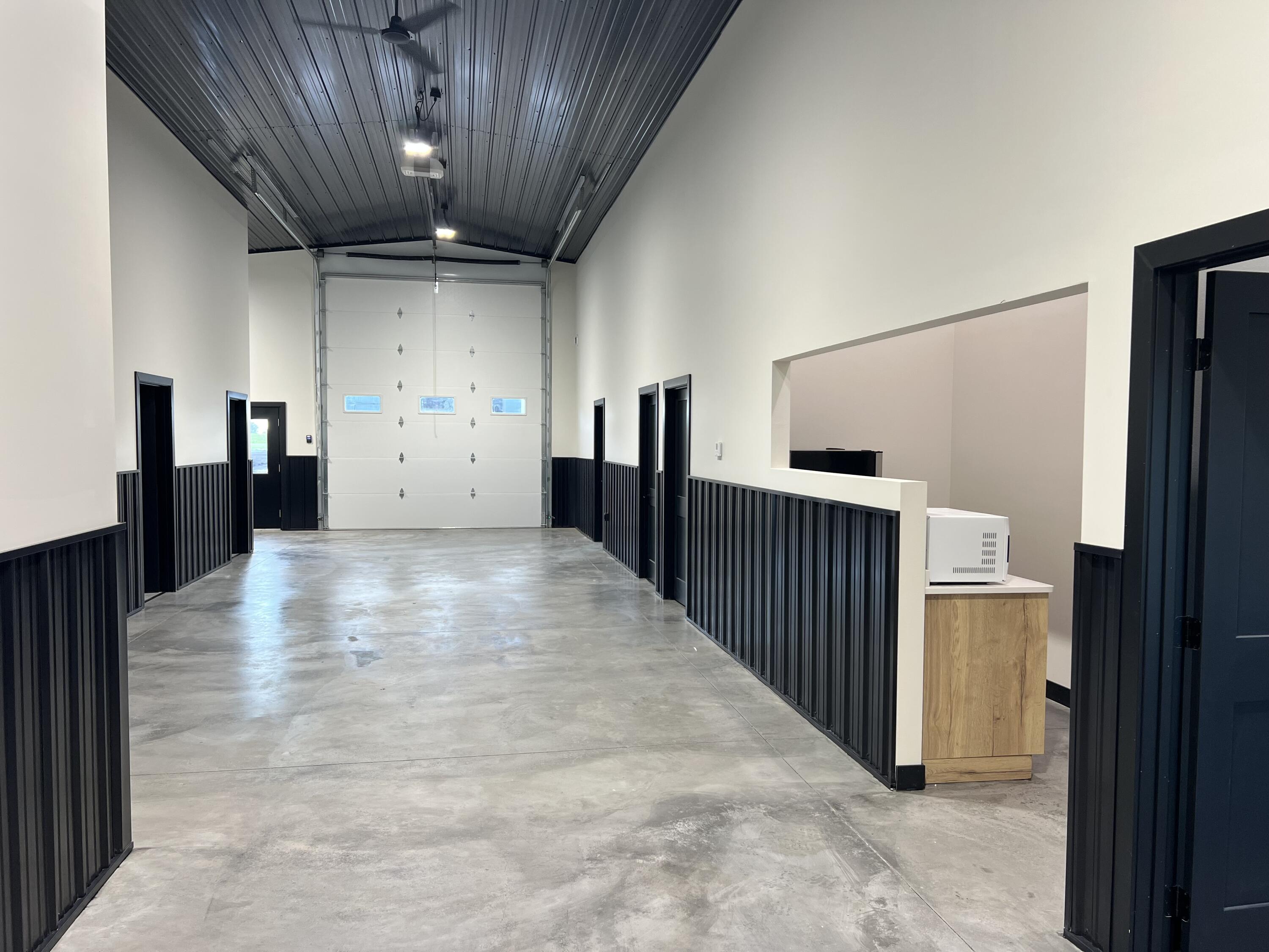 1541 Hartford St Property Photo 9