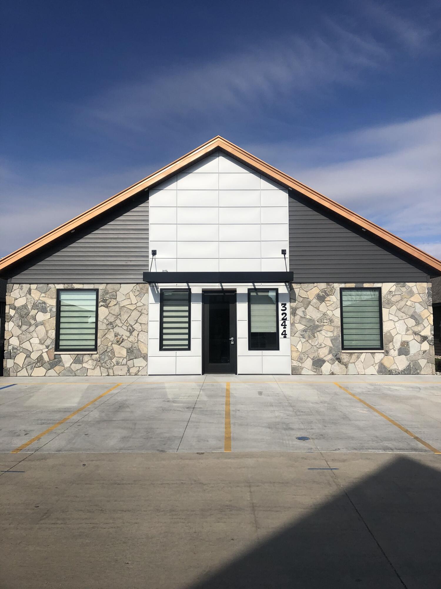 3244 Oak Ridge Loop E Property Photo 1