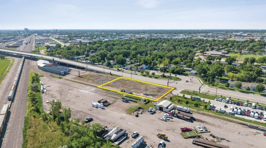 2801 12th Avenue N Property Photo 1