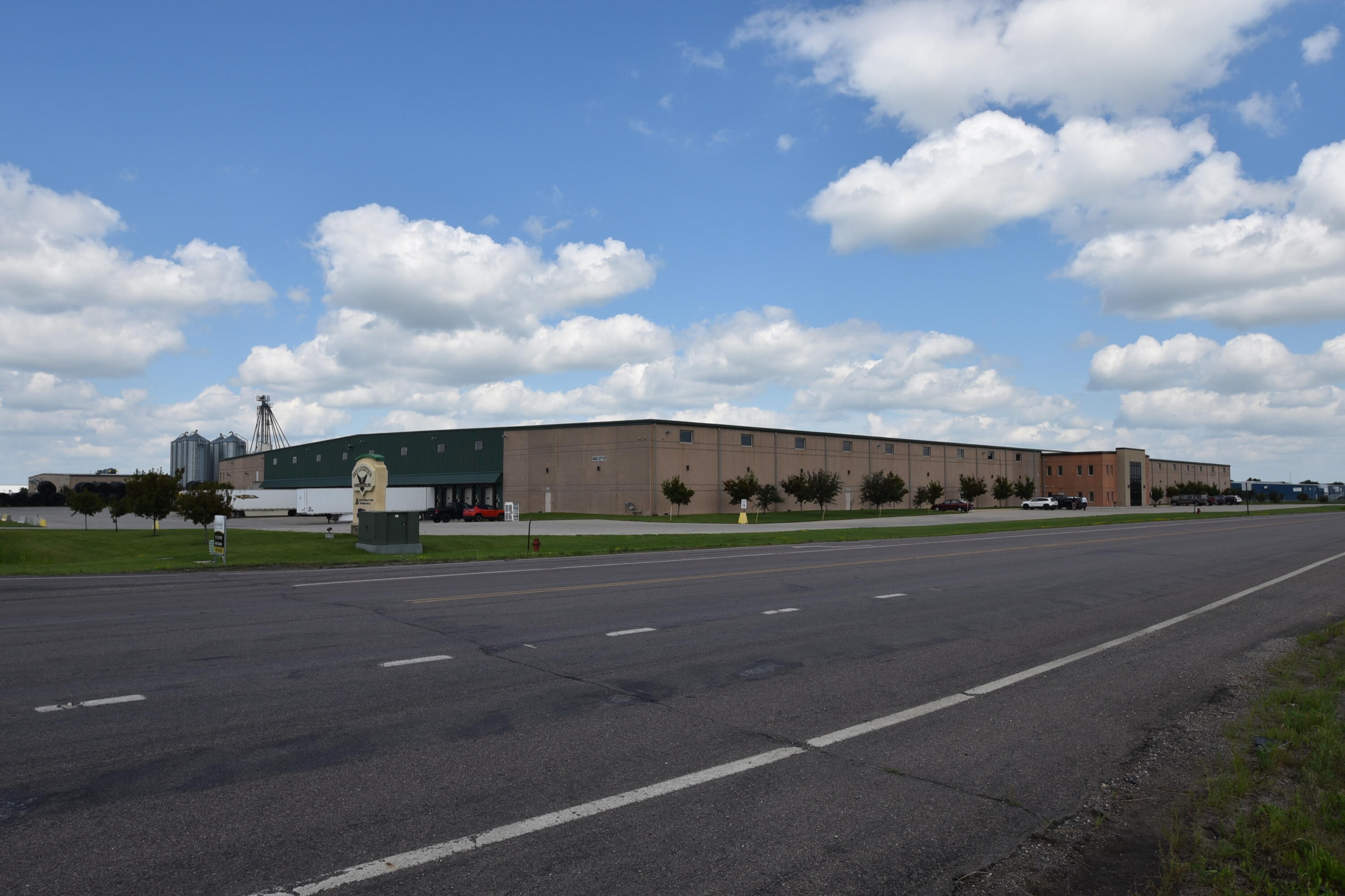 4083 37th Street N Property Photo 1