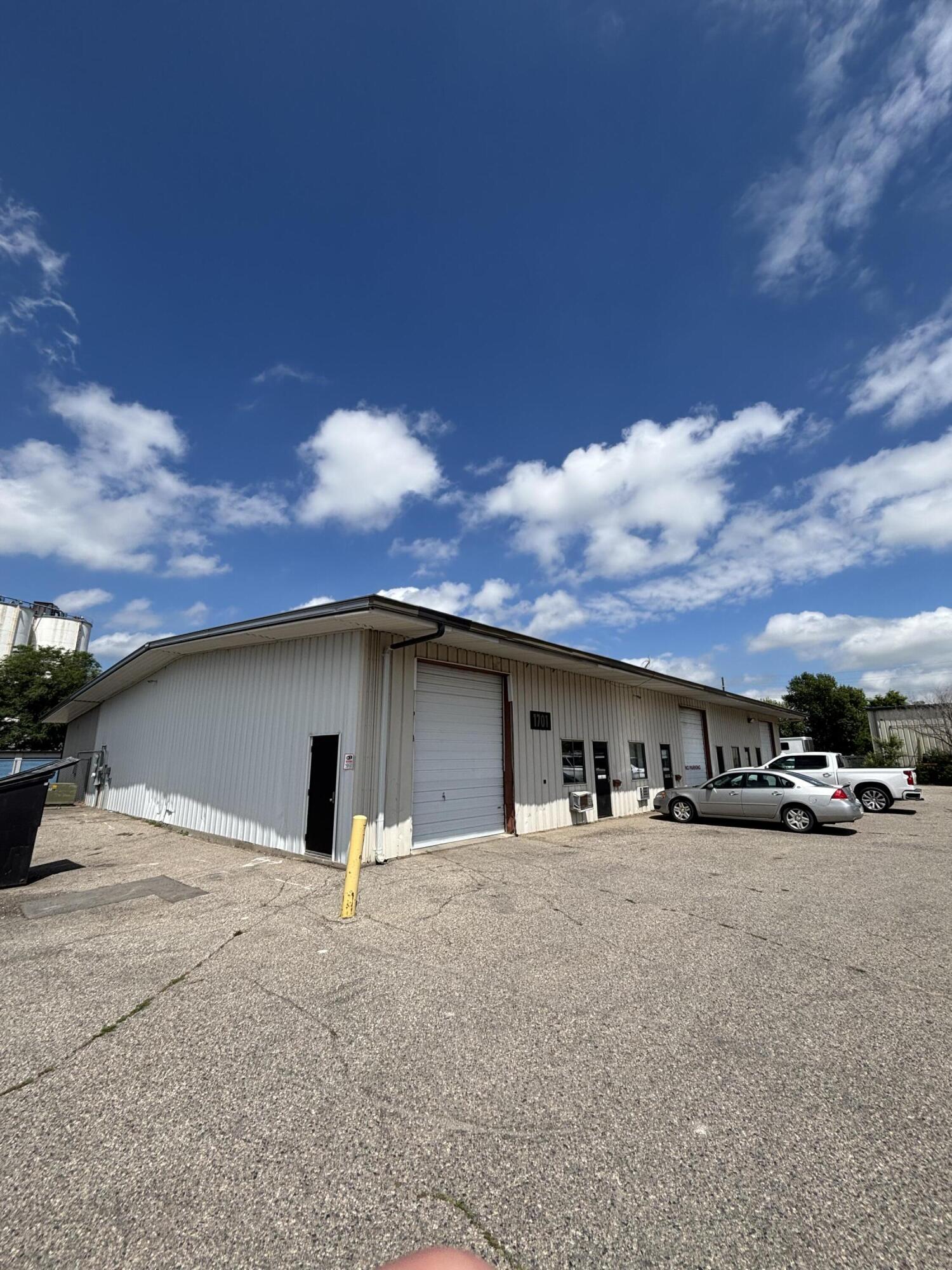 1617 1st Avenue N Property Photo 7