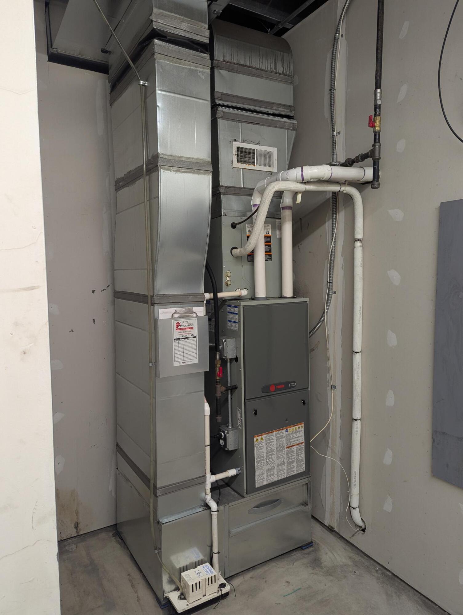 630 9 Street Nw Property Photo 15