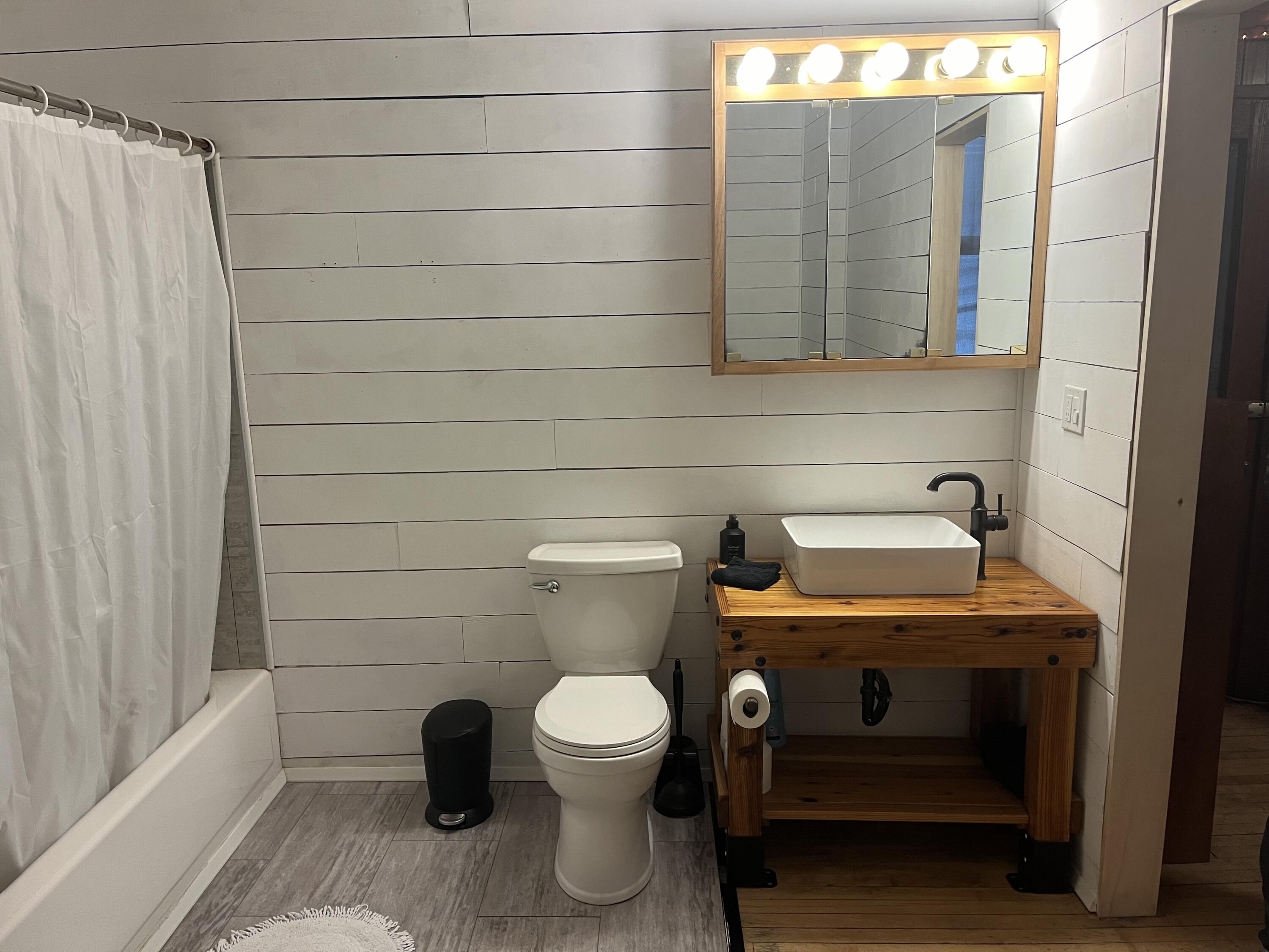 120 Broadway N Property Photo 17