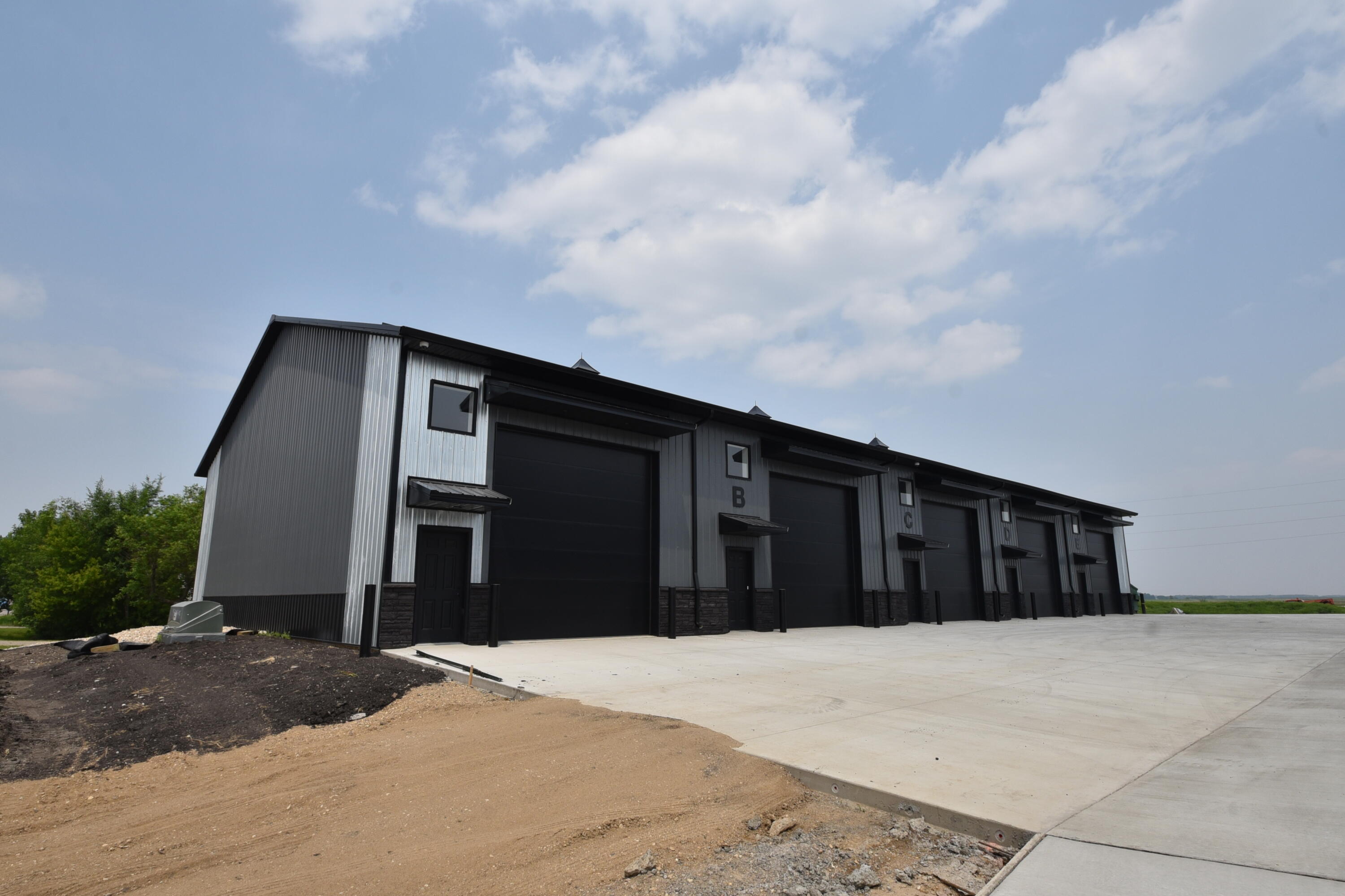 171 Chapin Dr Property Photo 2