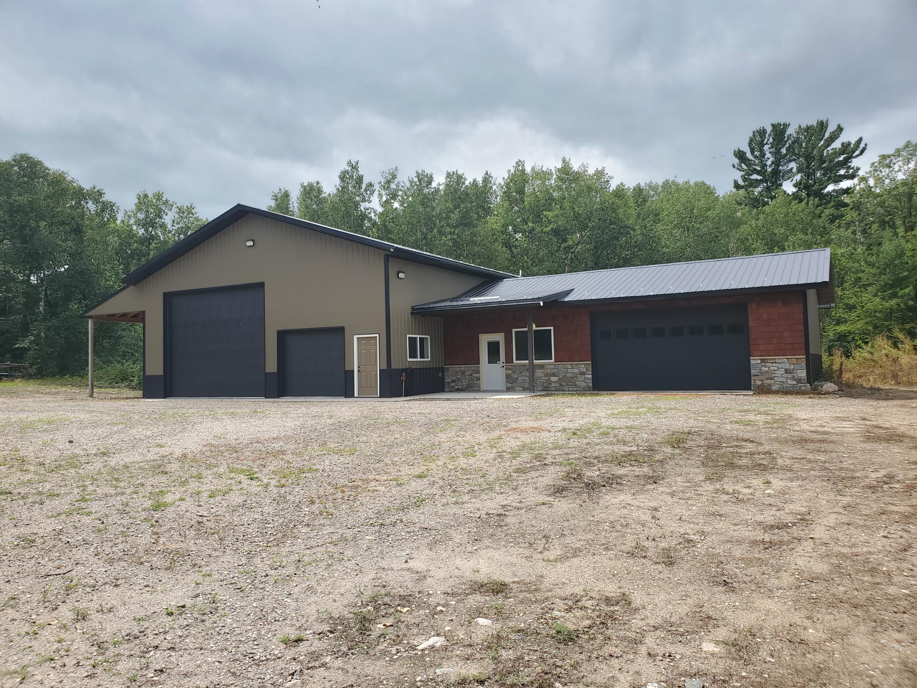 18096 County Highway 29 Property Photo 1