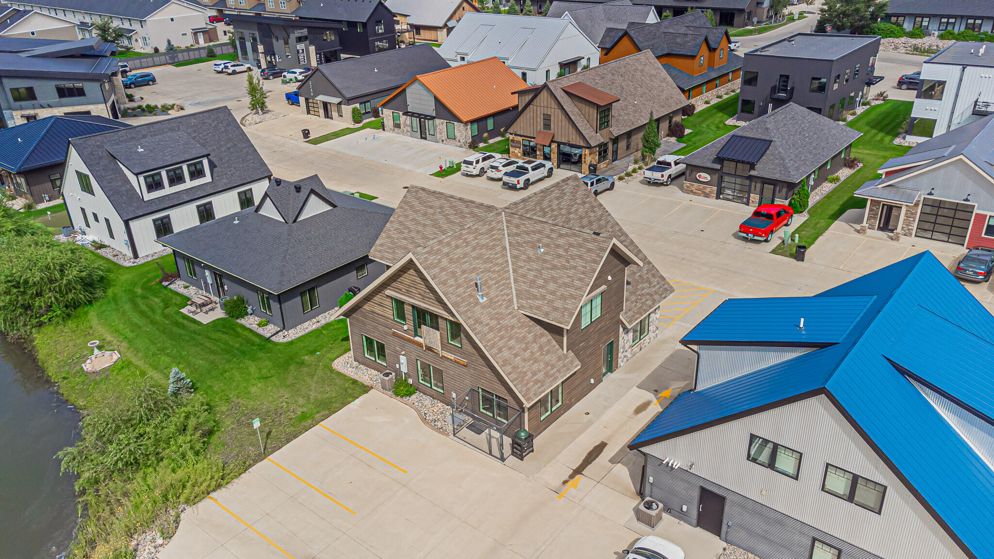 3251 Oak Ridge Loop E Property Photo 4