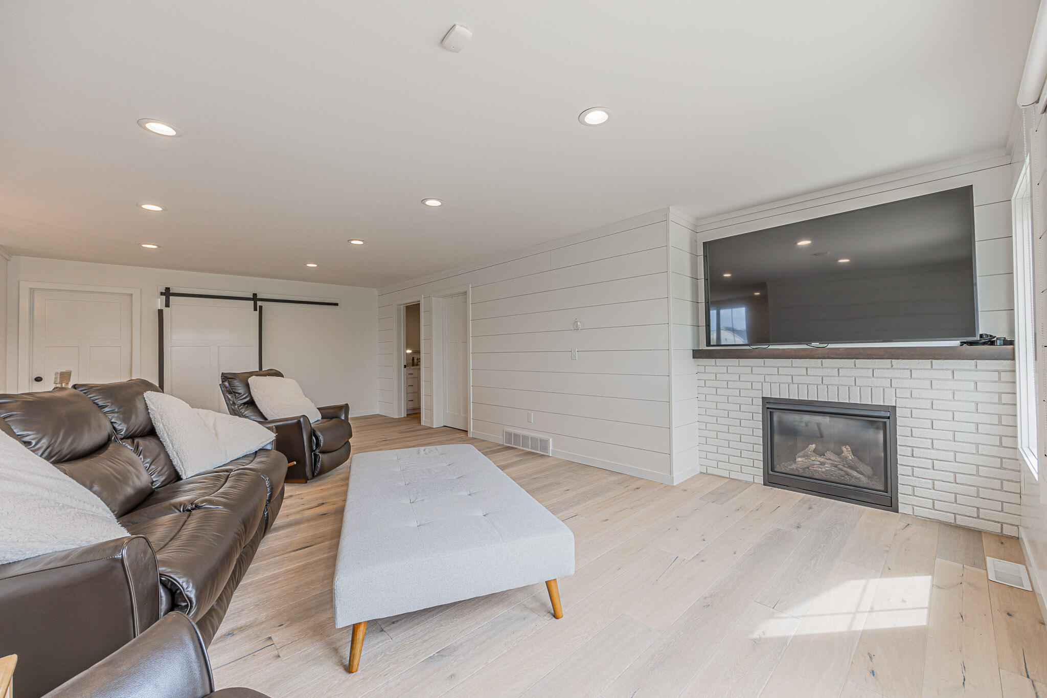 3251 Oak Ridge Loop E Property Photo 32