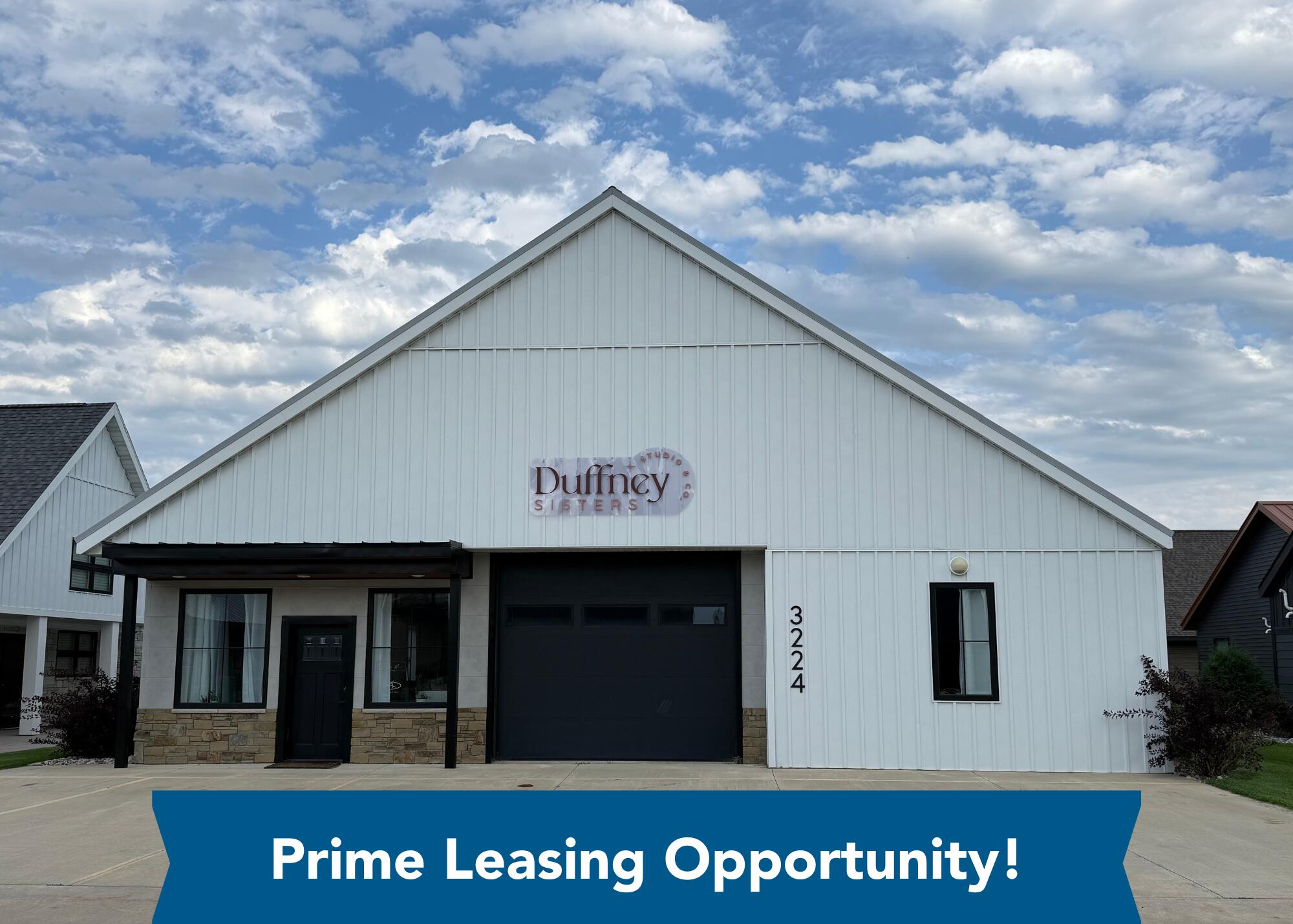 3224 Oak Ridge Loop Loop E Property Photo 1