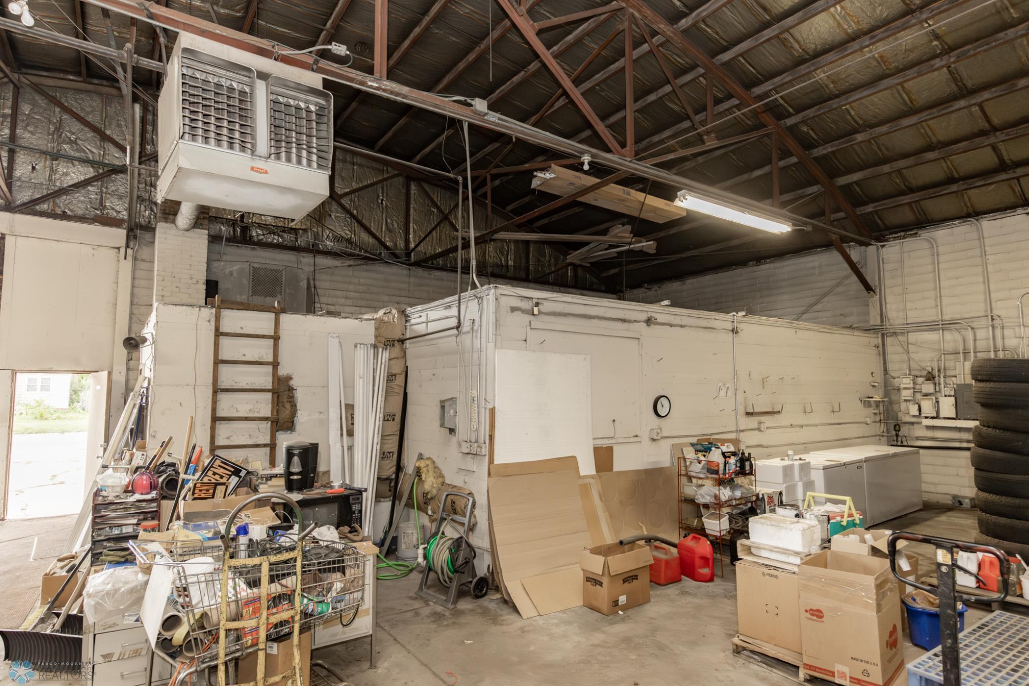 324 16th Street N Property Photo 6