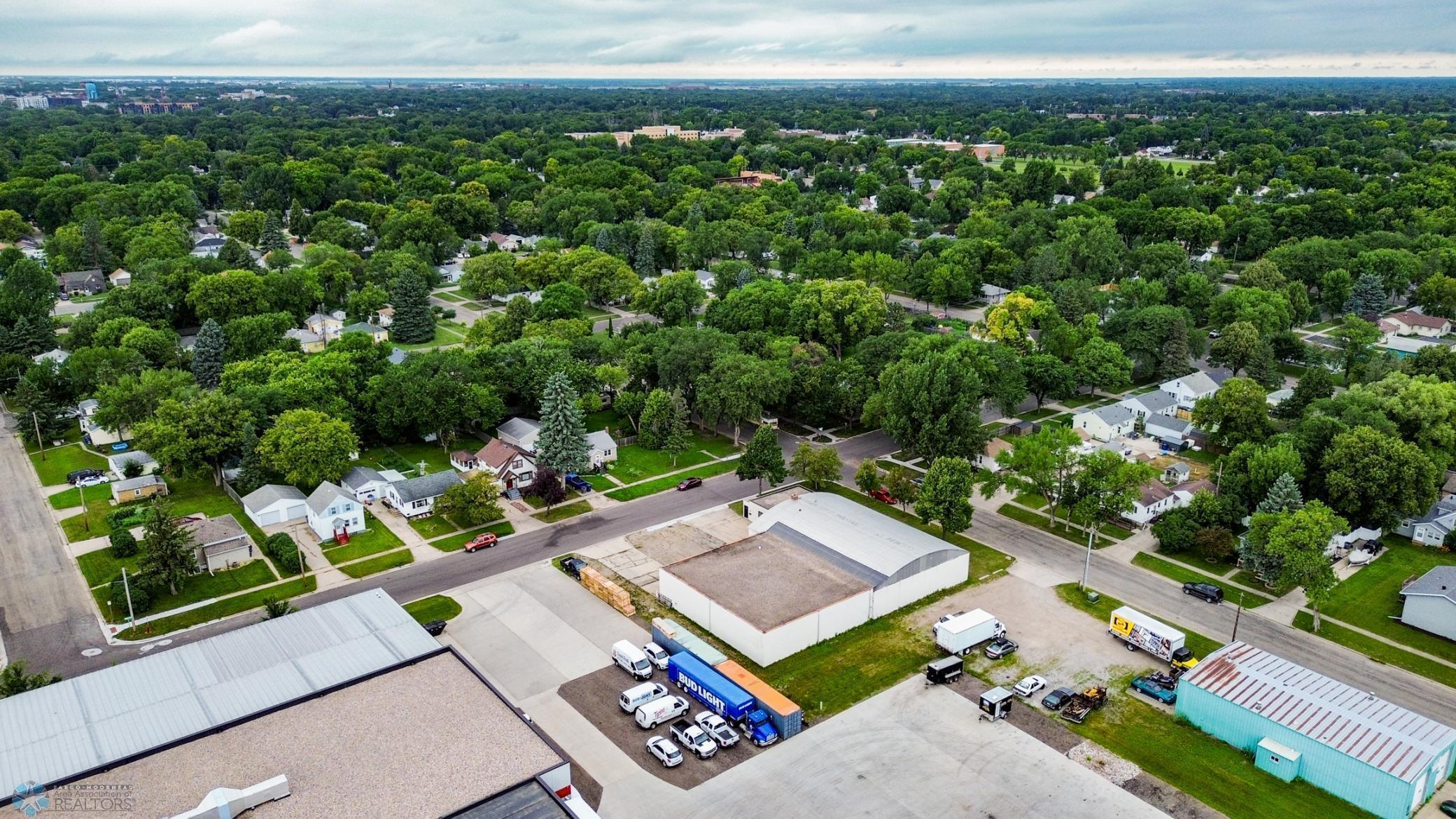 324 16th Street N Property Photo 13