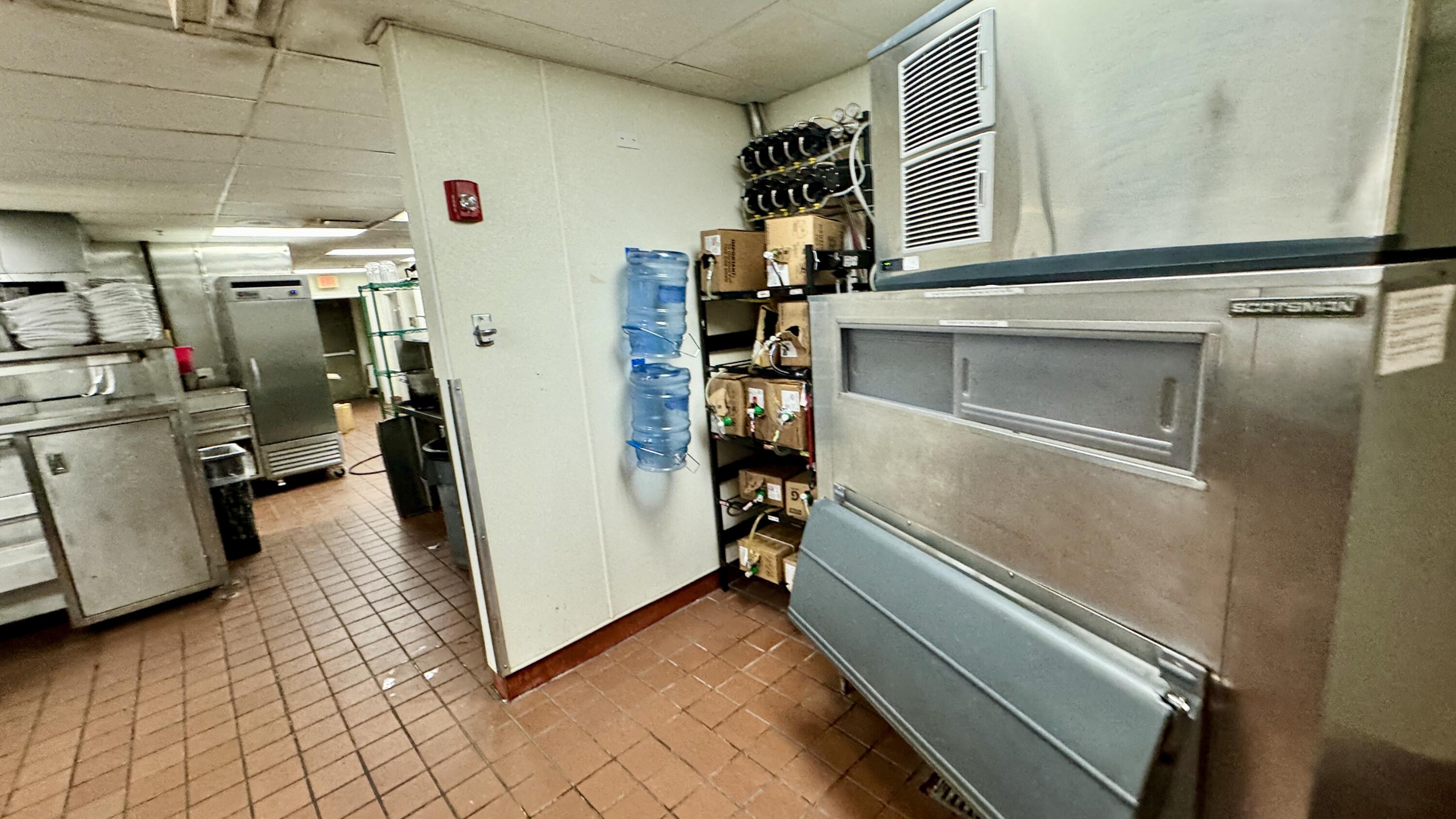 3333 Hwy 10 E Property Photo 33