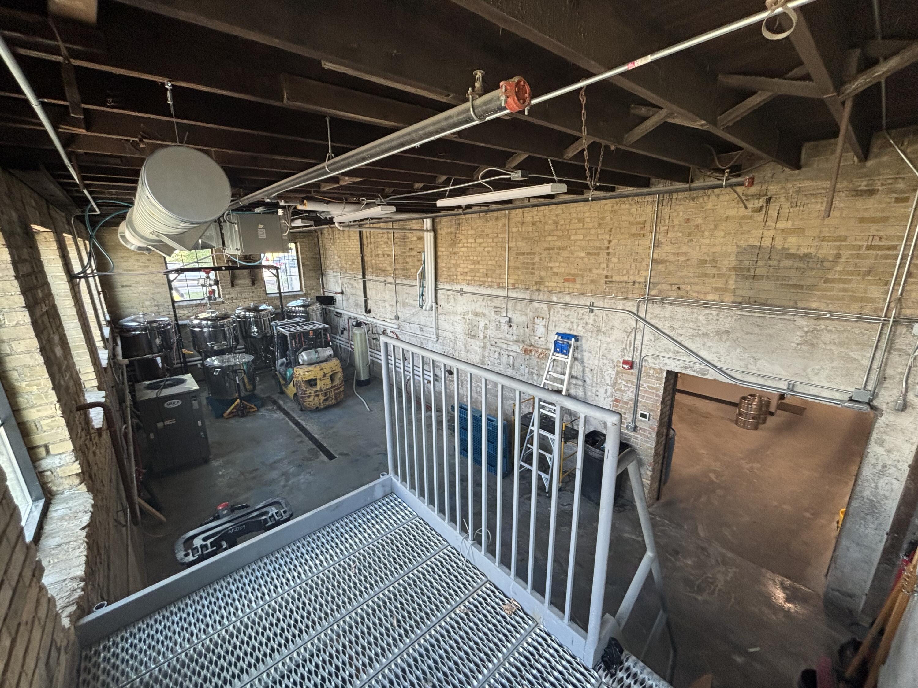 1100 Northern Pacific Avenue Property Photo 2