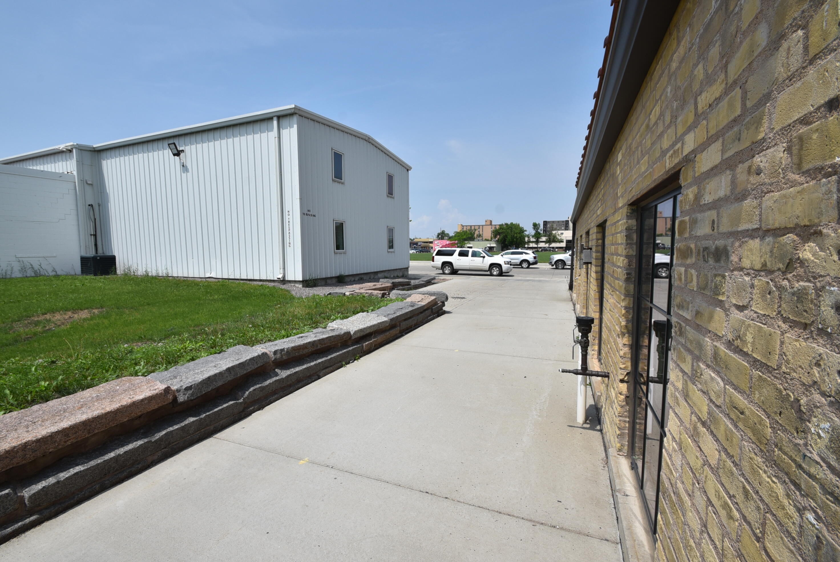 1100 Northern Pacific Avenue Property Photo 5