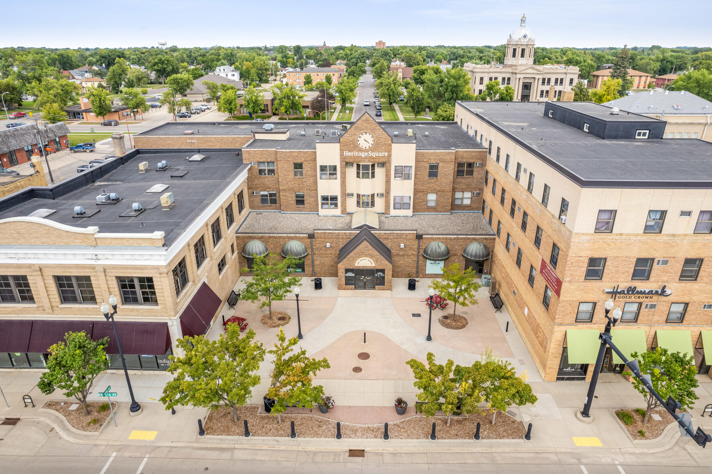 500 Dakota Avenue Property Photo 1