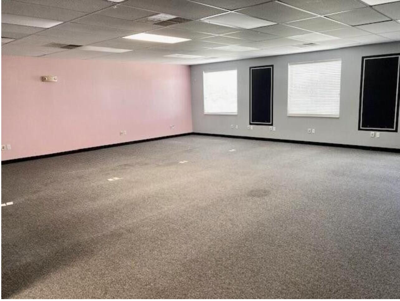 4733 Amber Valley Pkwy S Property Photo 2