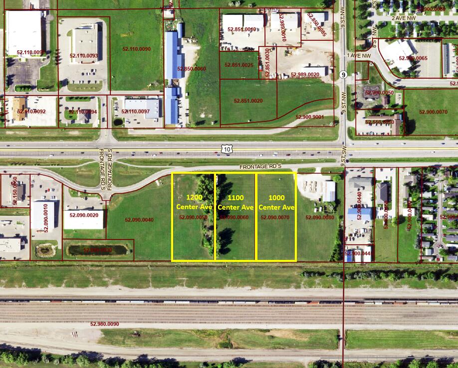 1001 Center Ave Property Photo 1